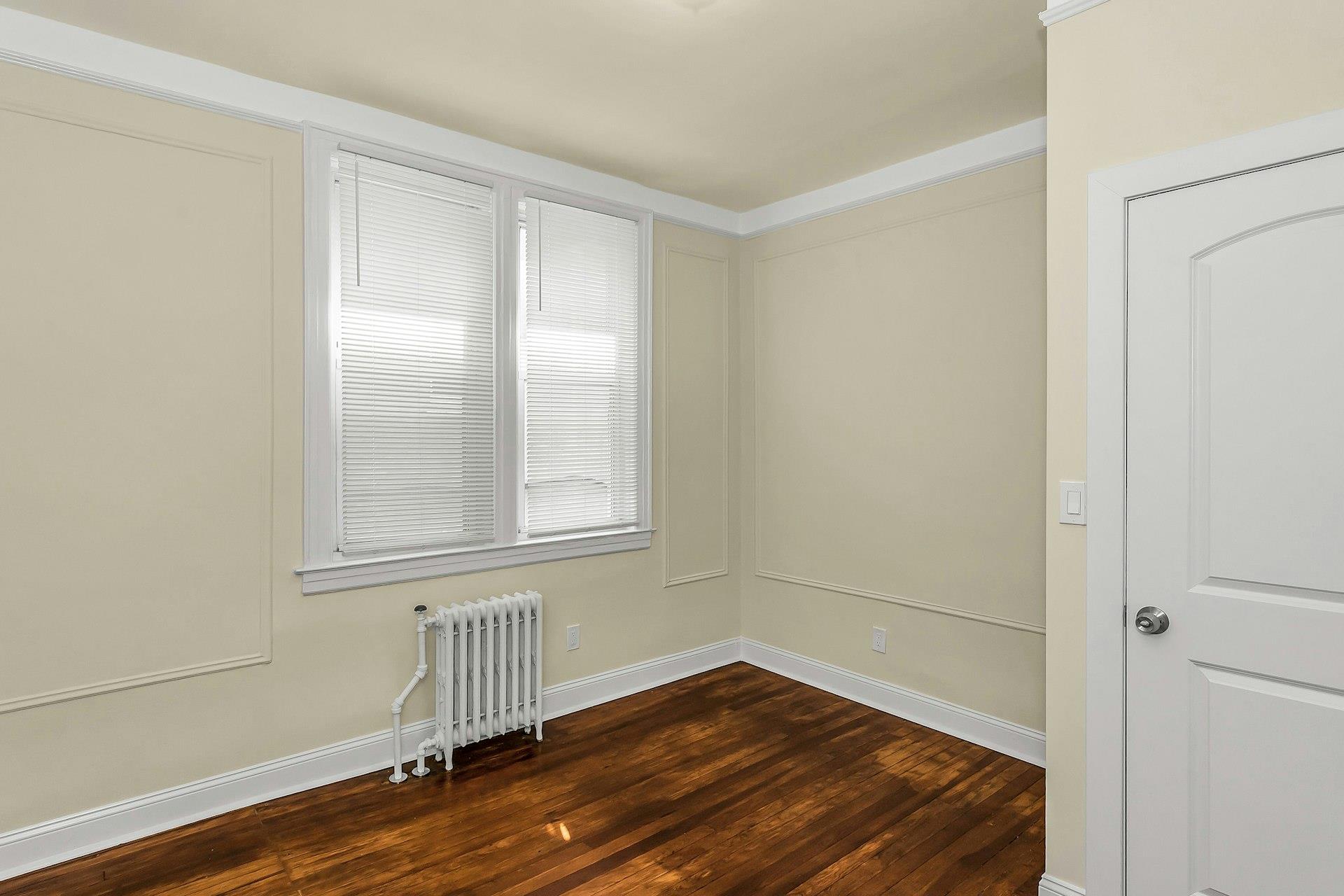 25-34 42nd Street