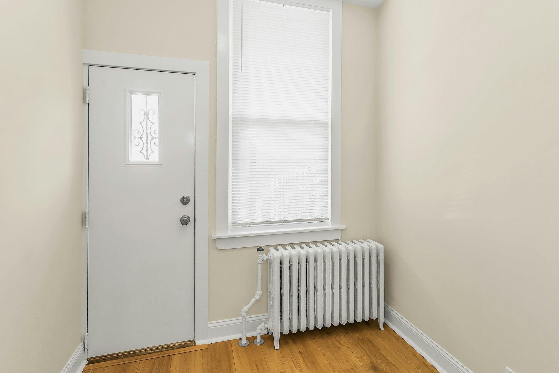25-34 42nd Street