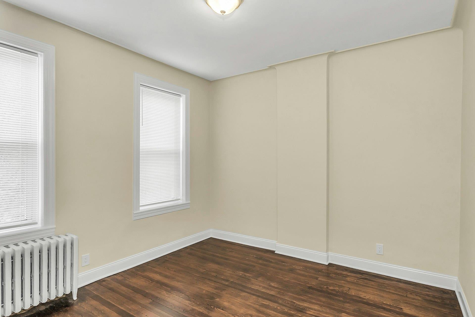 25-34 42nd Street