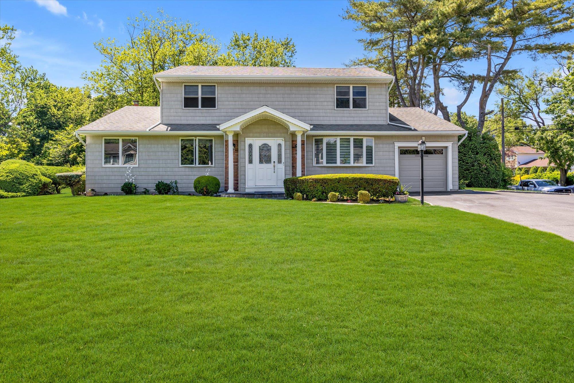 20 Village Lane