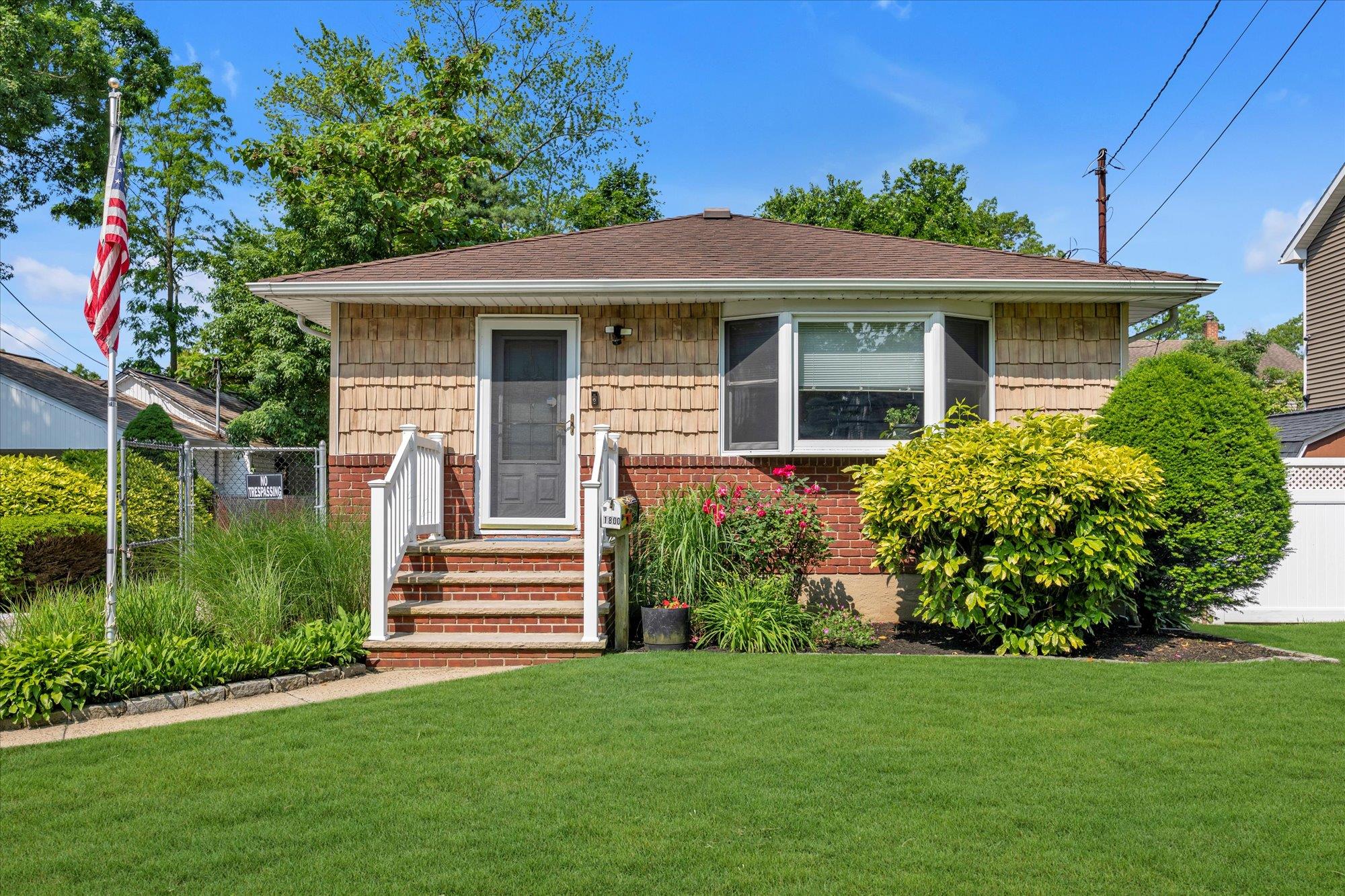 1800 Remson Avenue