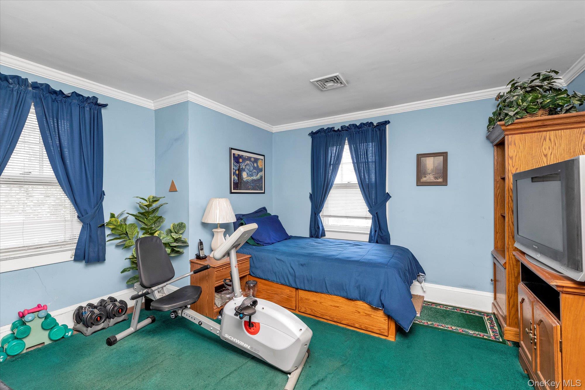 1277 Jerusalem Avenue