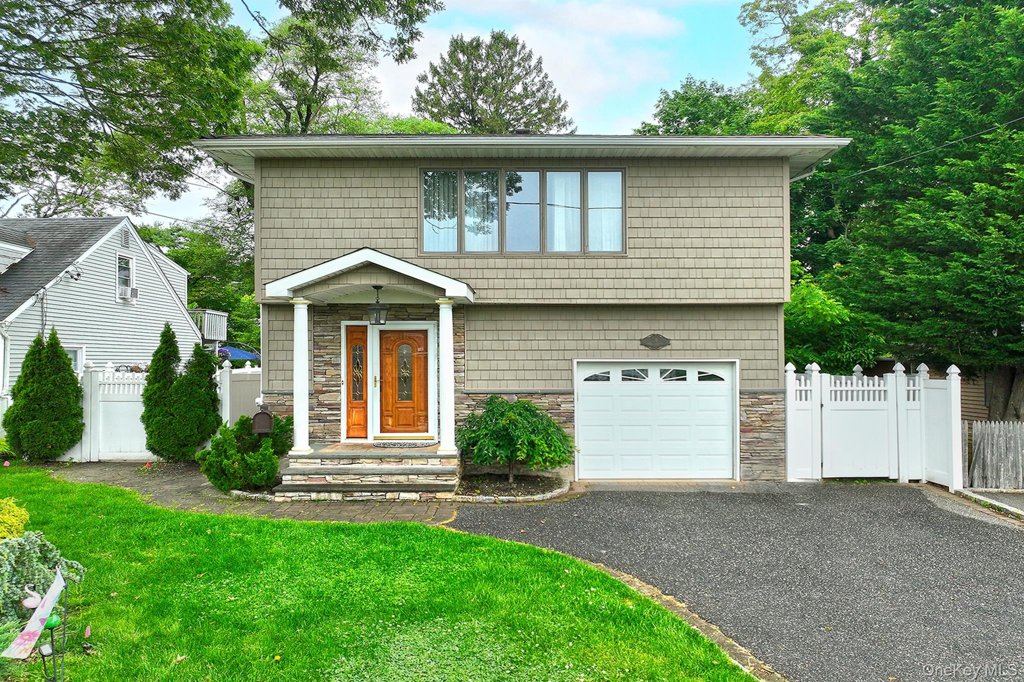 36 Dawes Avenue