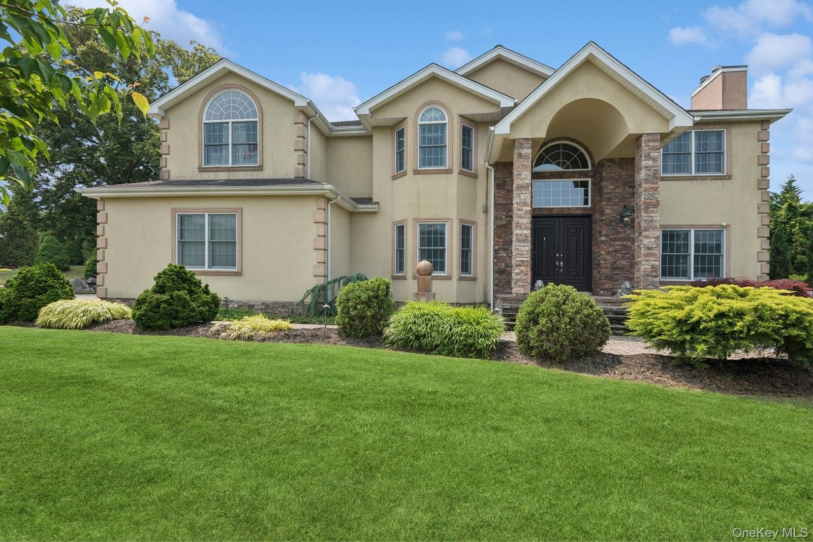 4 Nadia Court
