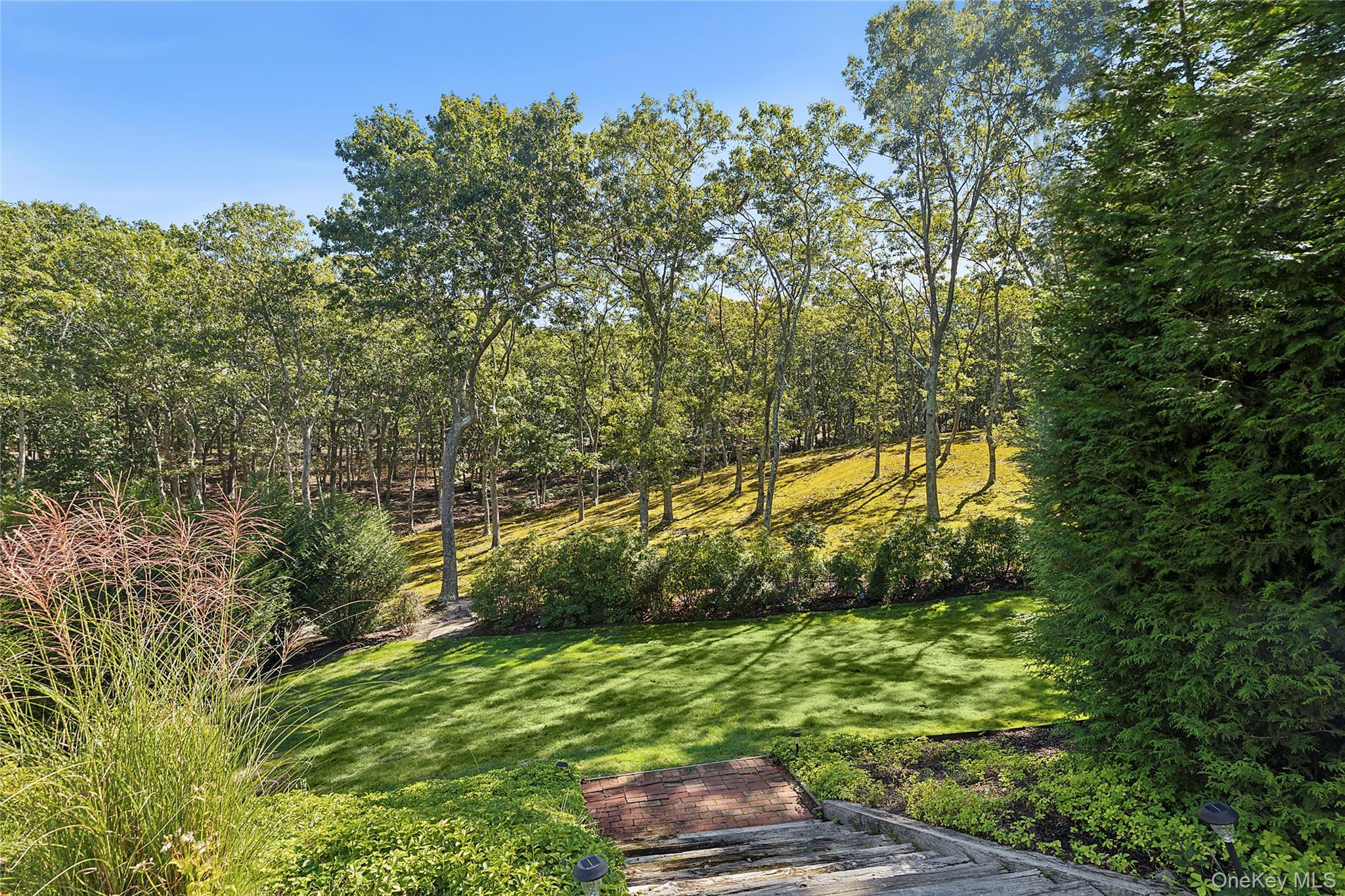 22 Old Trail Road