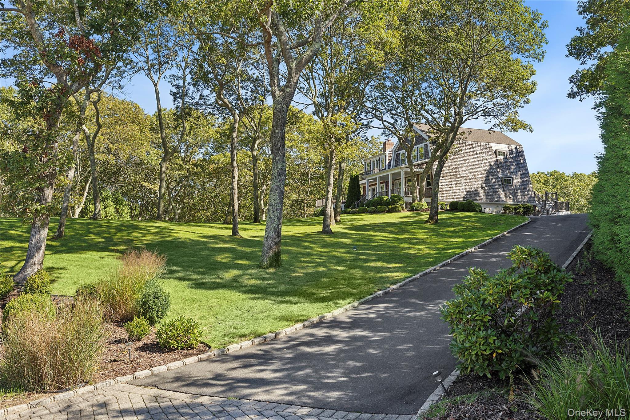 22 Old Trail Road