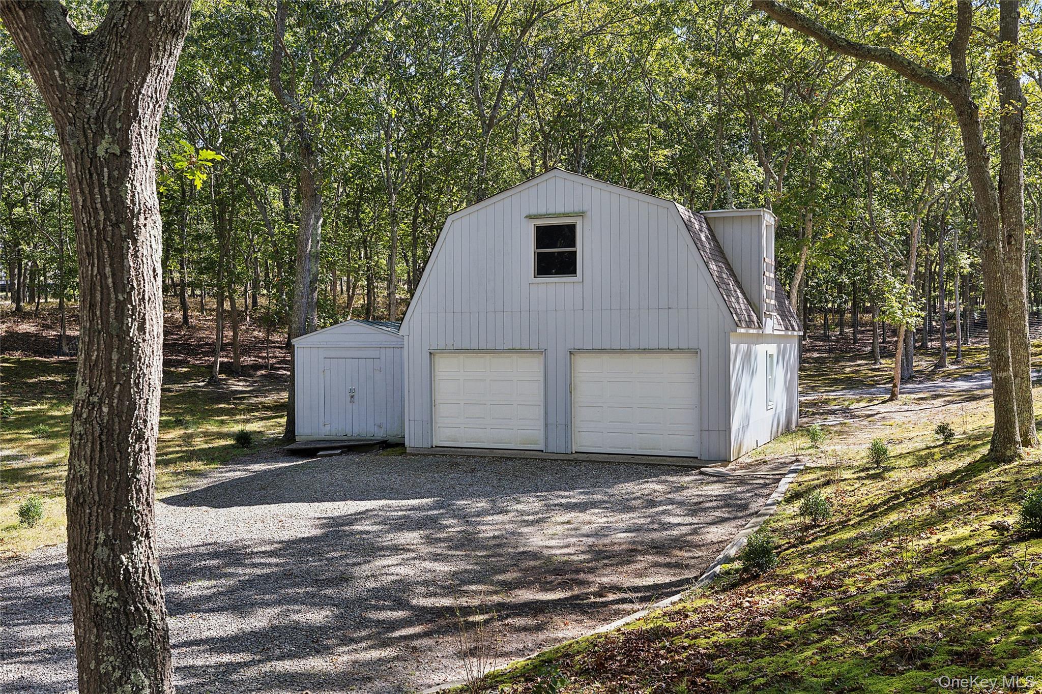 22 Old Trail Road