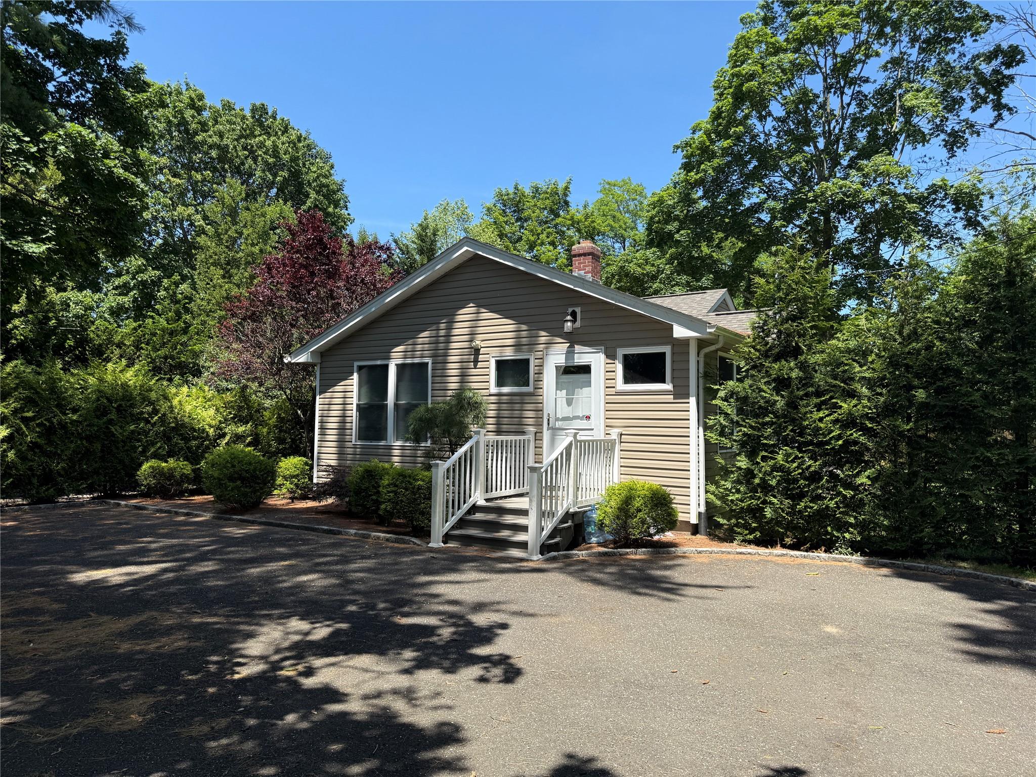 116 Long Island Avenue