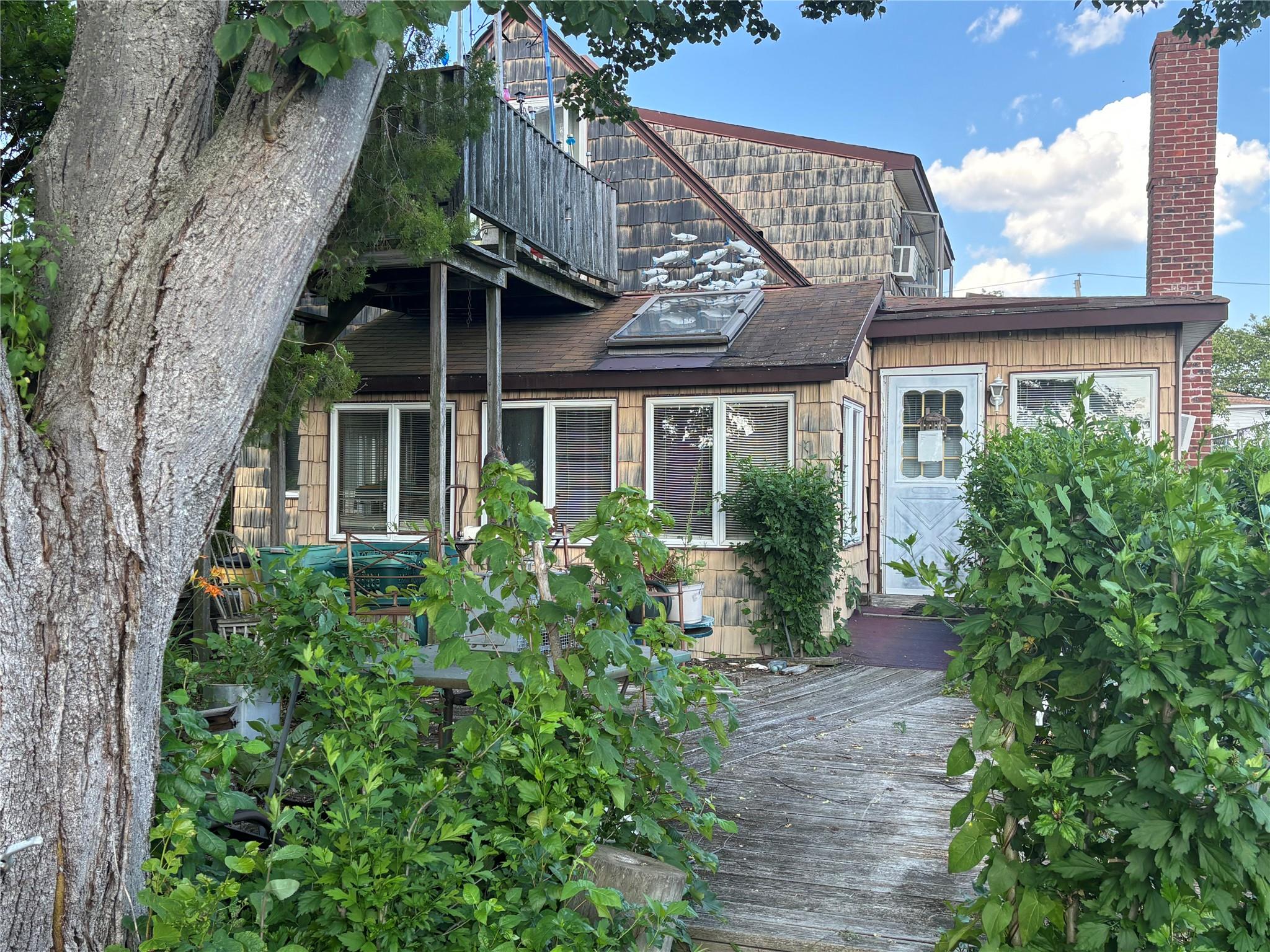 139 Clocks Boulevard