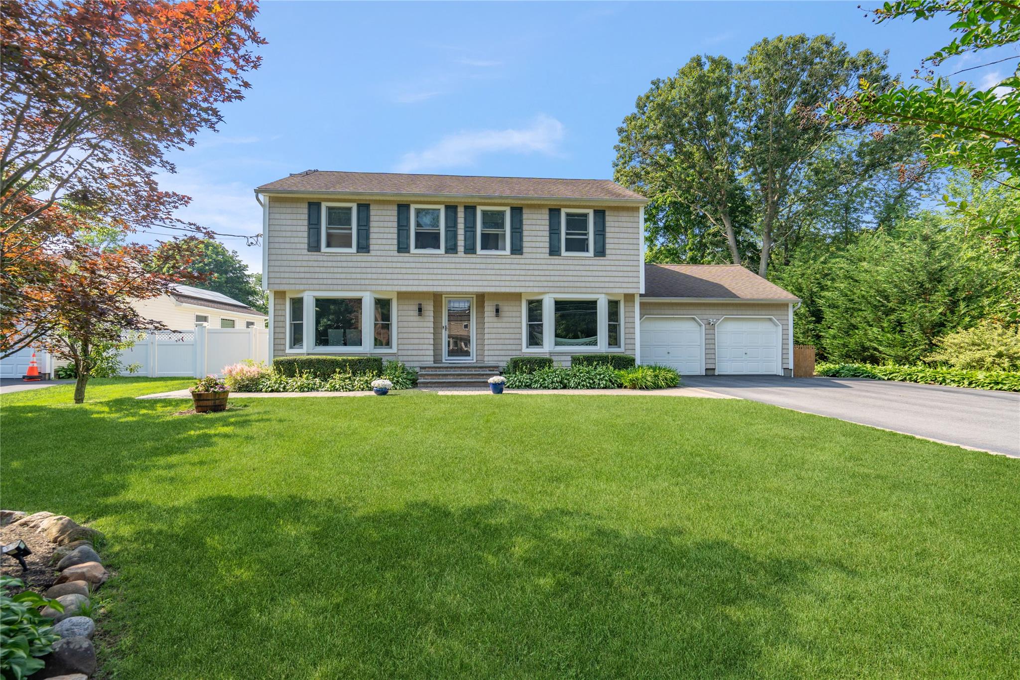 42 Colonial Street