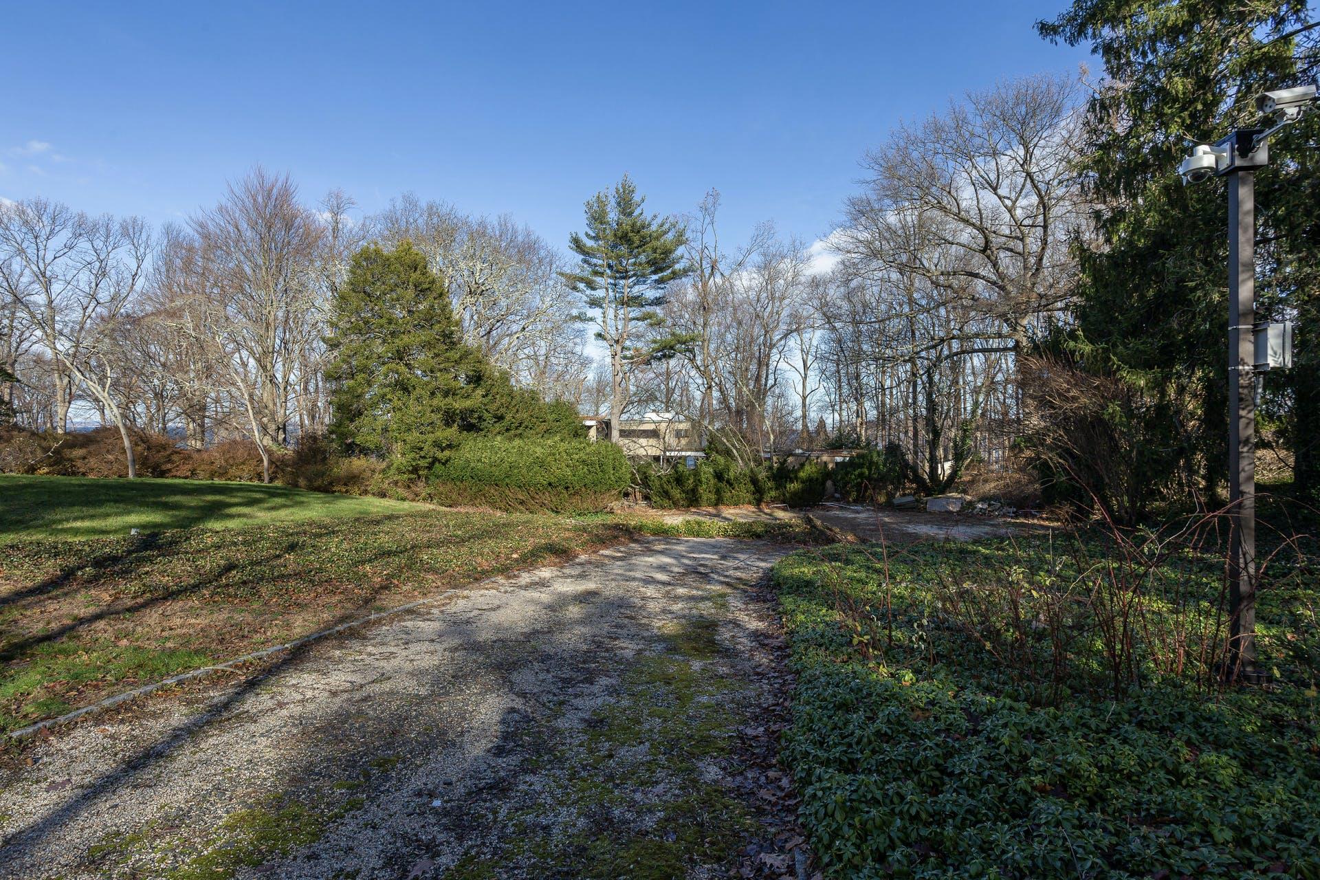 145 Centre Island Road