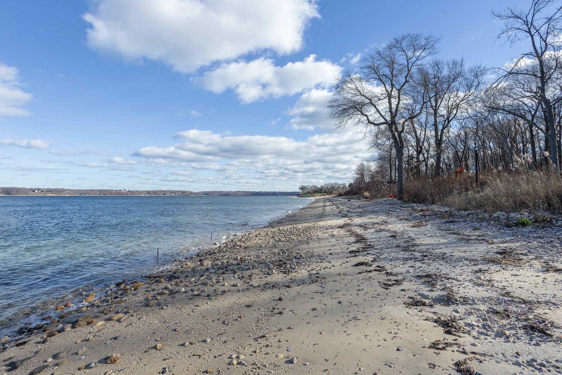 145 Centre Island Road