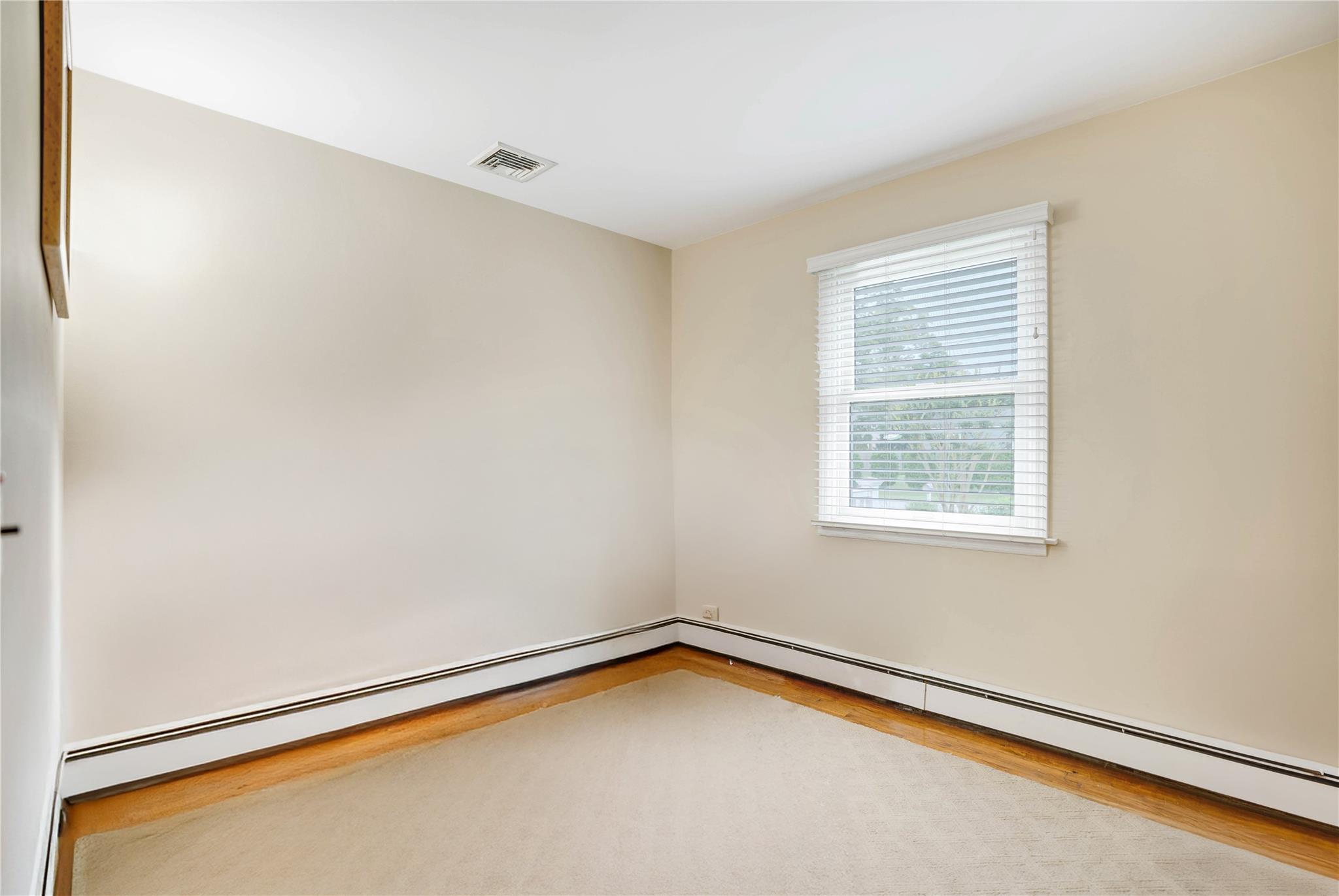 7 Russell Road
