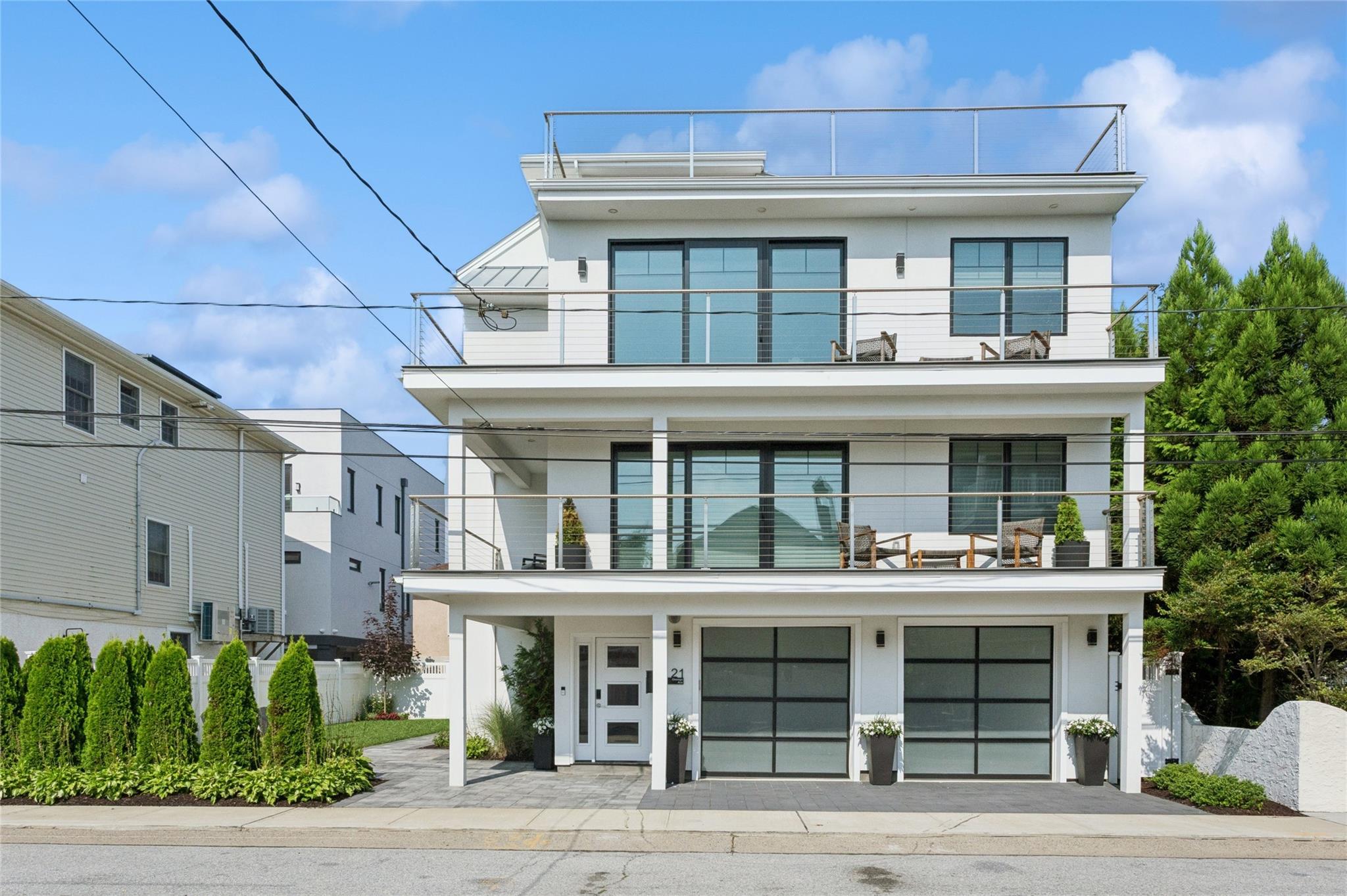 21 Oswego Avenue
