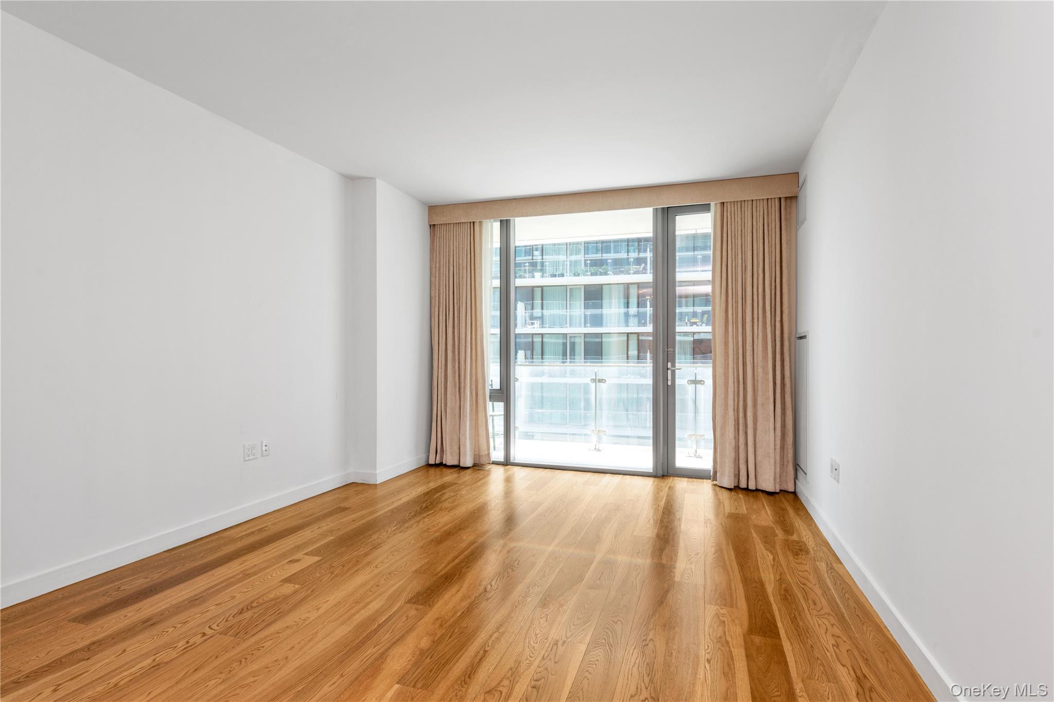 13105 40th Road Unit: 17R