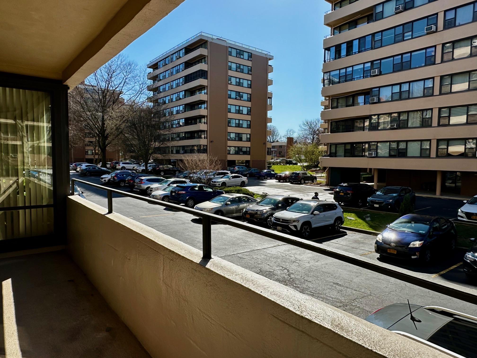 162-30 Powells Cove Boulevard Unit: 2D