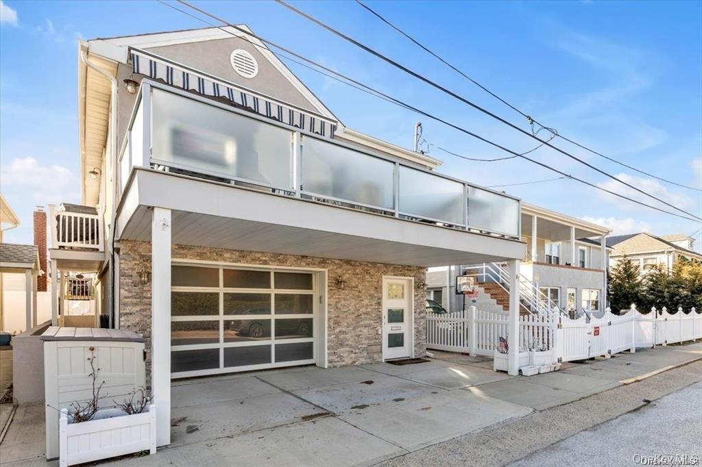 87 Mohawk Avenue