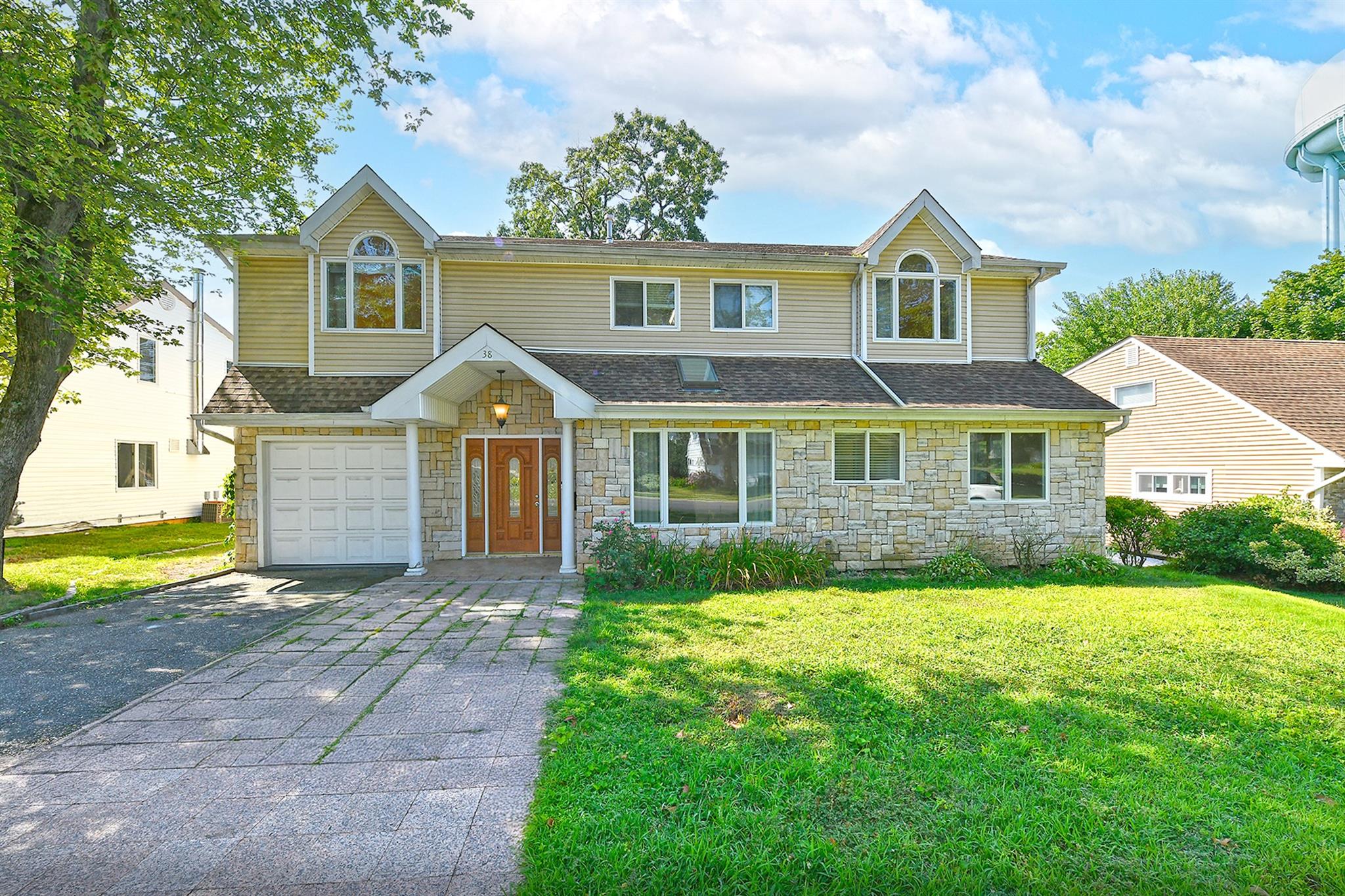 38 Wakefield Avenue