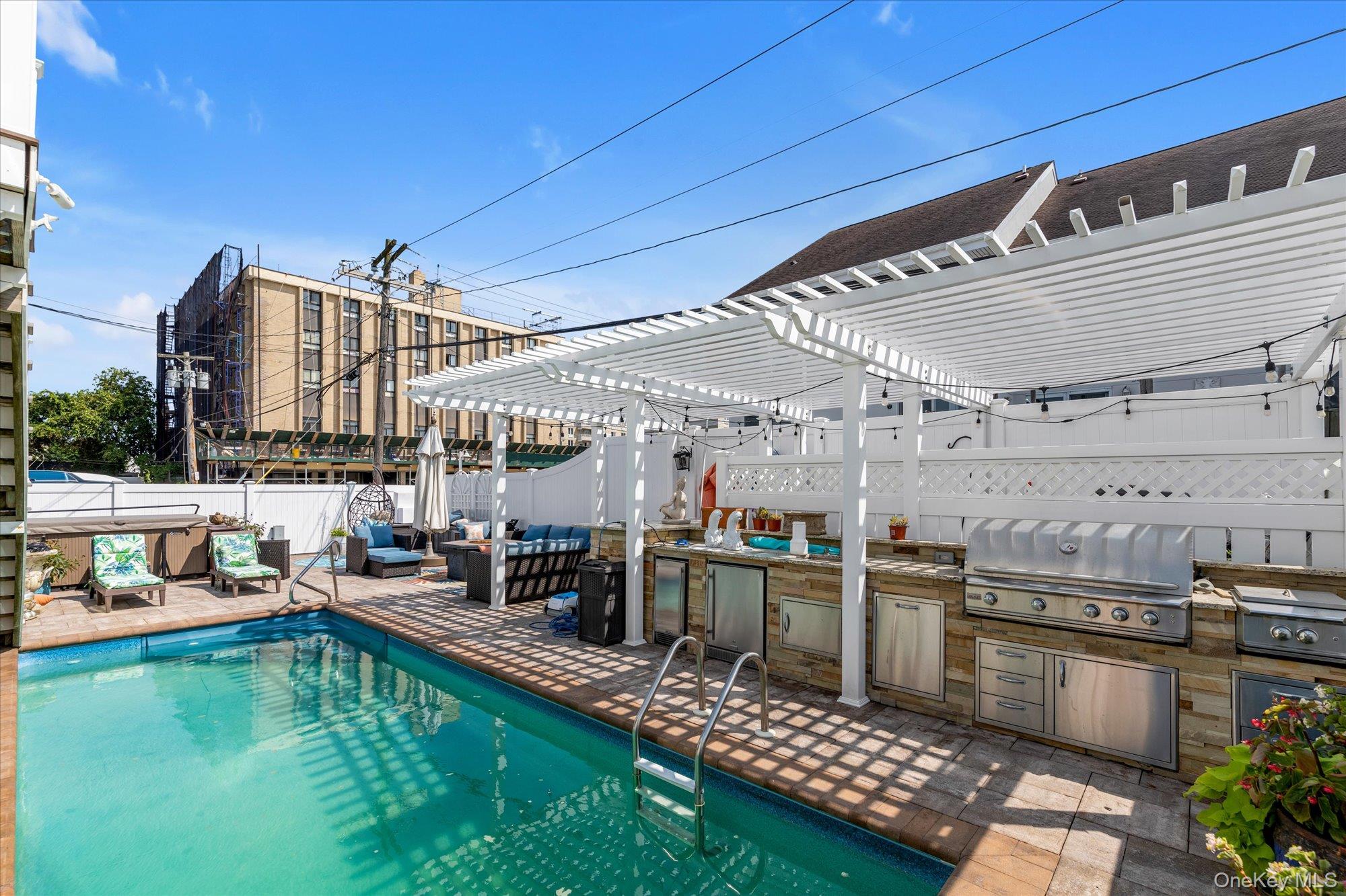 500 W Penn Street