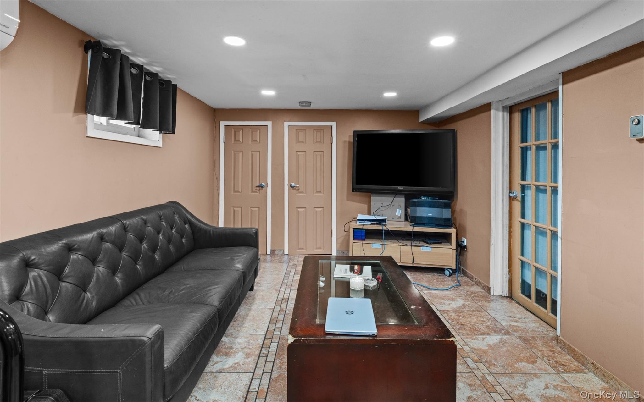 47 Alden Avenue
