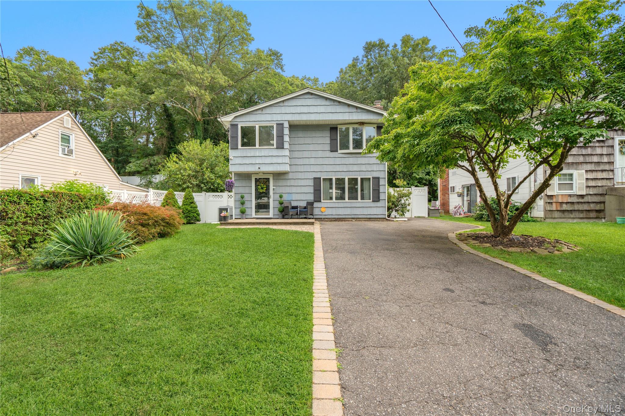 396 Central Islip Boulevard