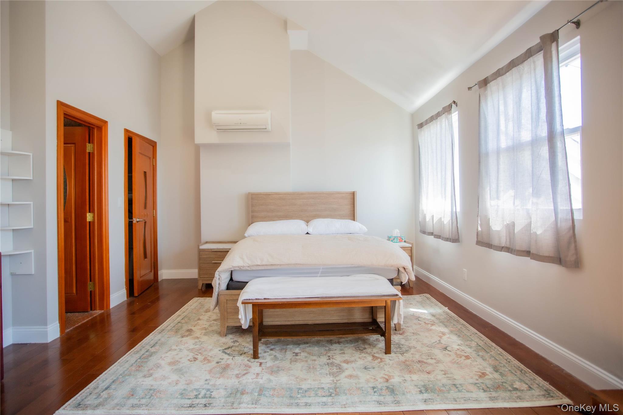 521 W Broadway Unit: B