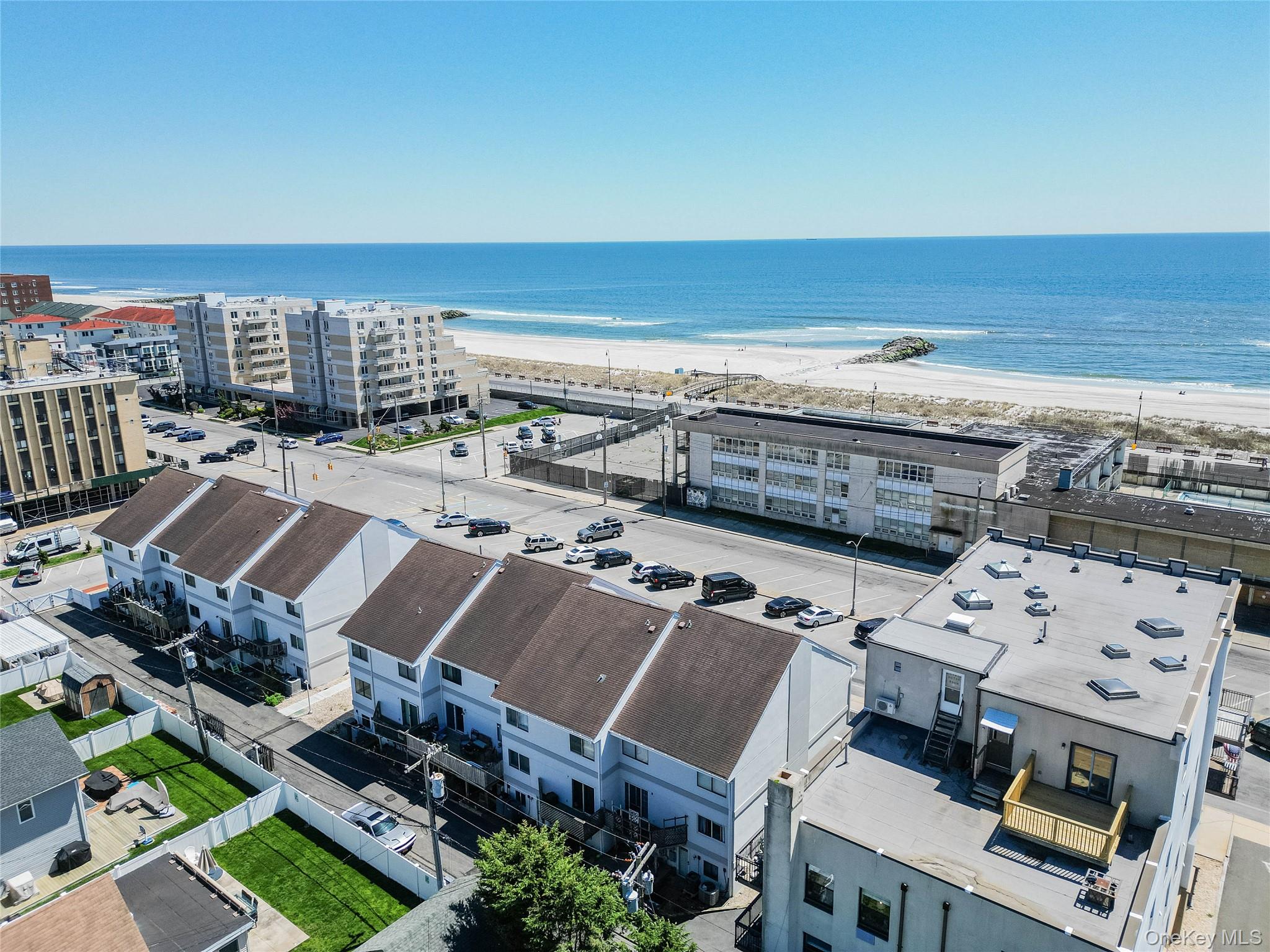 521 W Broadway Unit: B