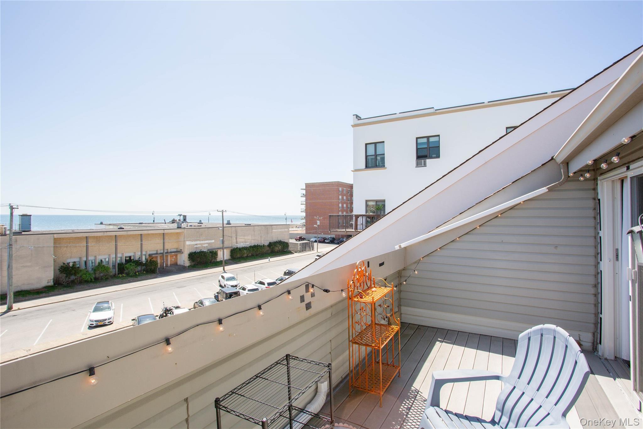 521 W Broadway Unit: B