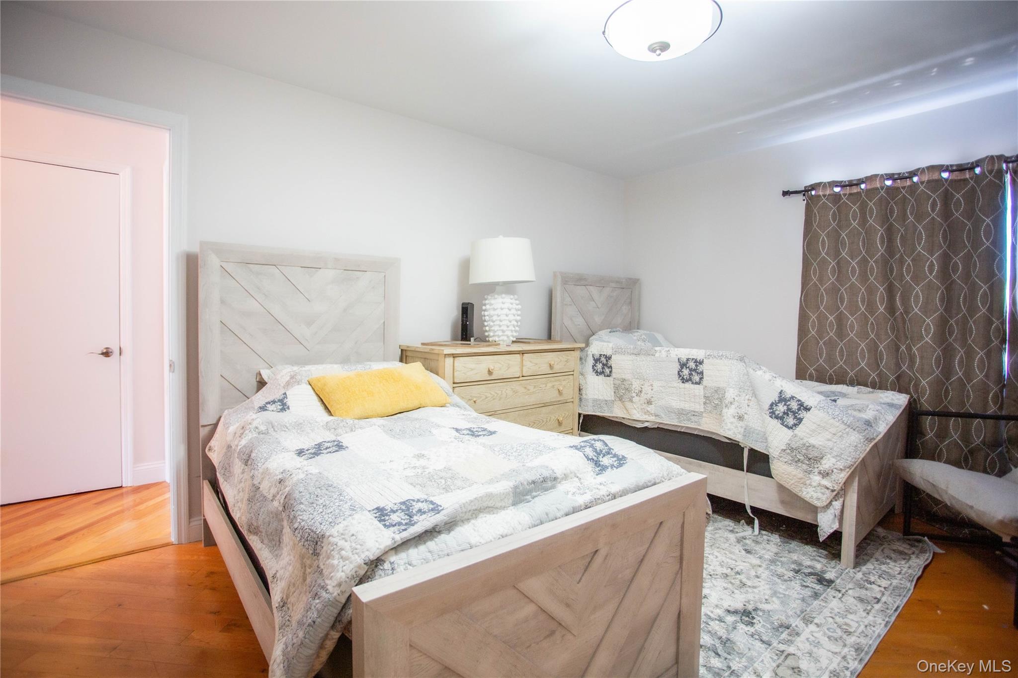 521 W Broadway Unit: B