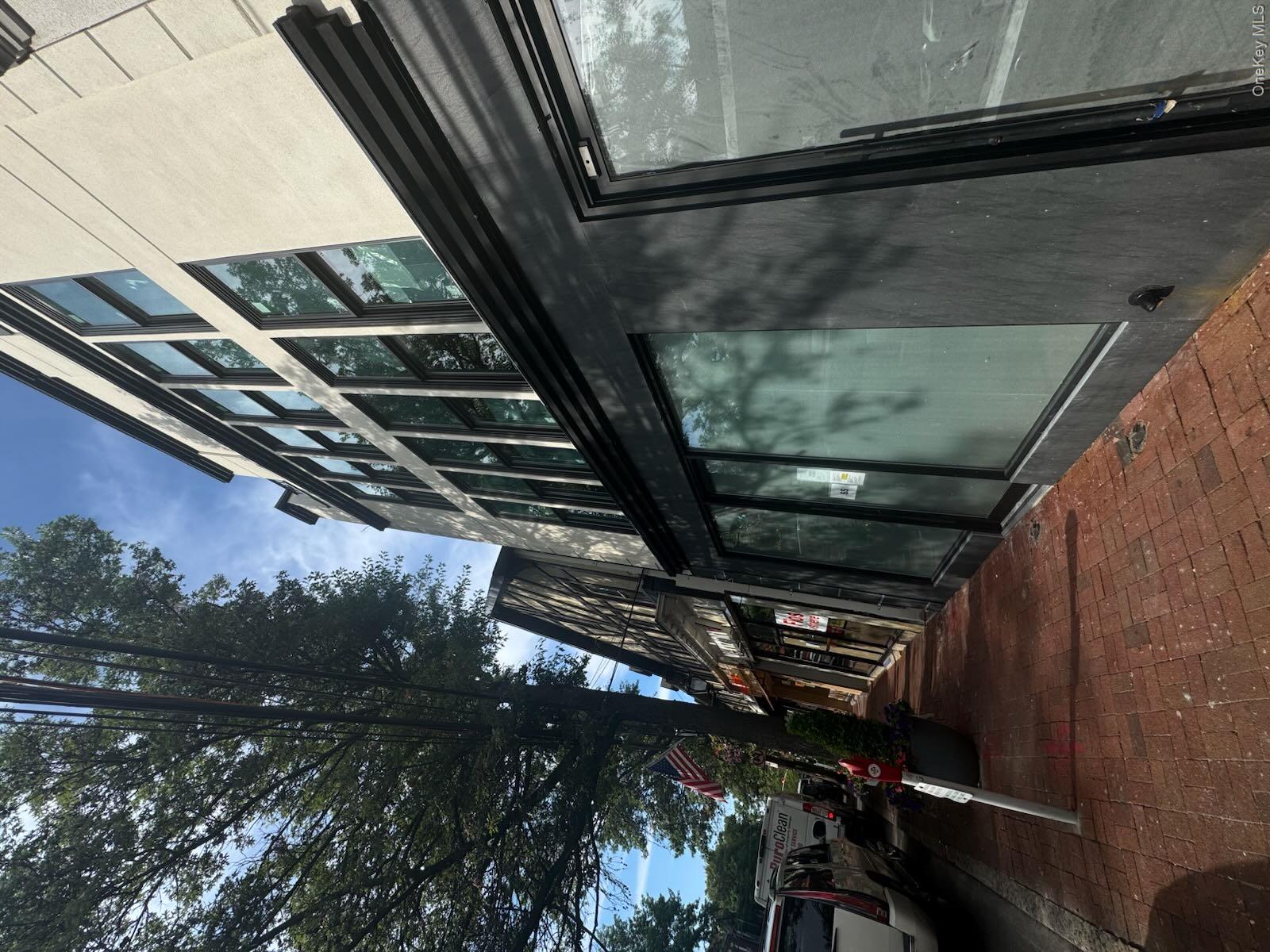 65 Middle Neck Road