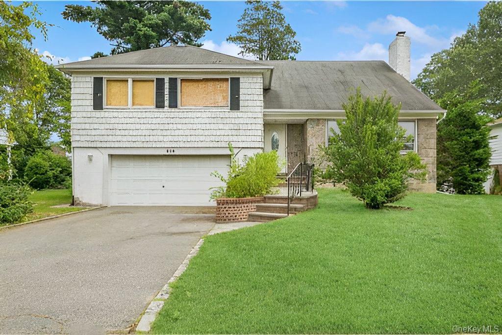 806 Pepperidge Road