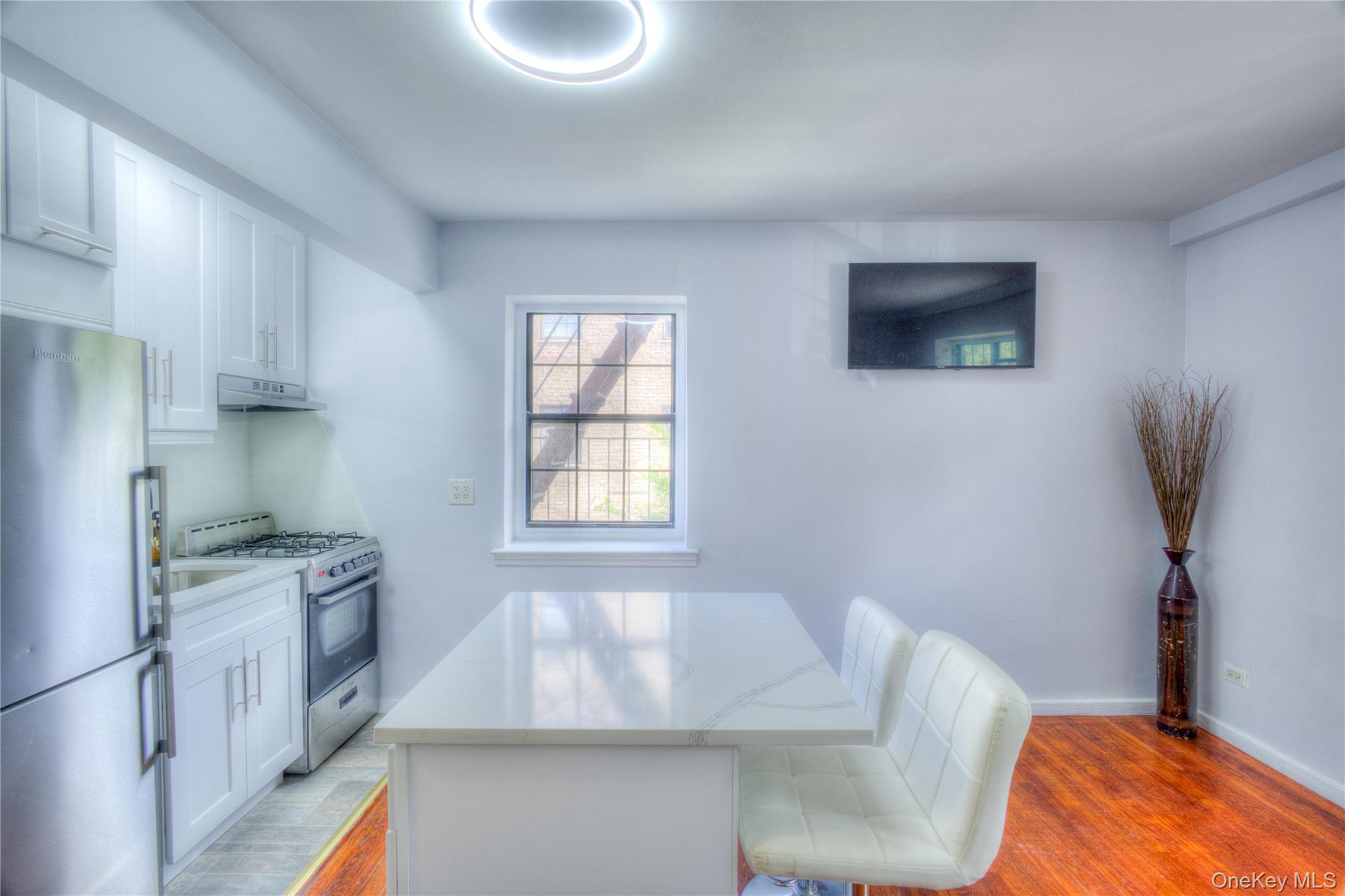 14401 78th Road Unit: 2B