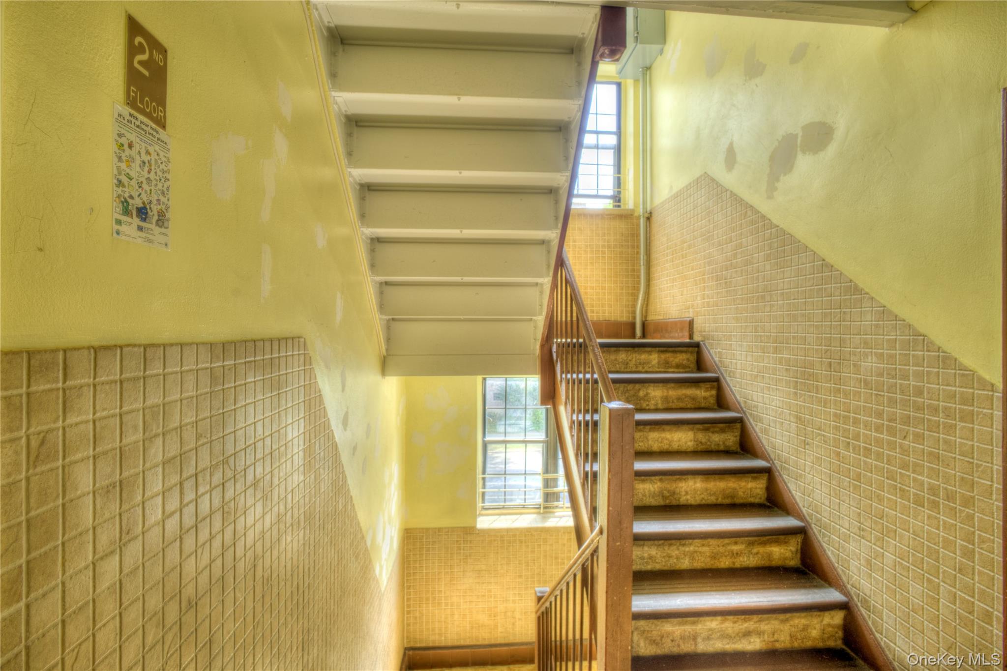 14401 78th Road Unit: 2B