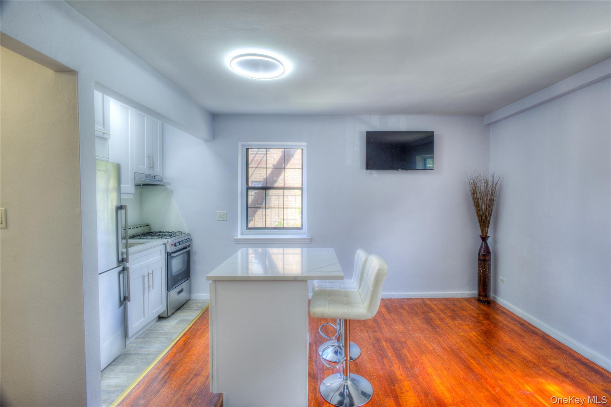 14401 78th Road Unit: 2B