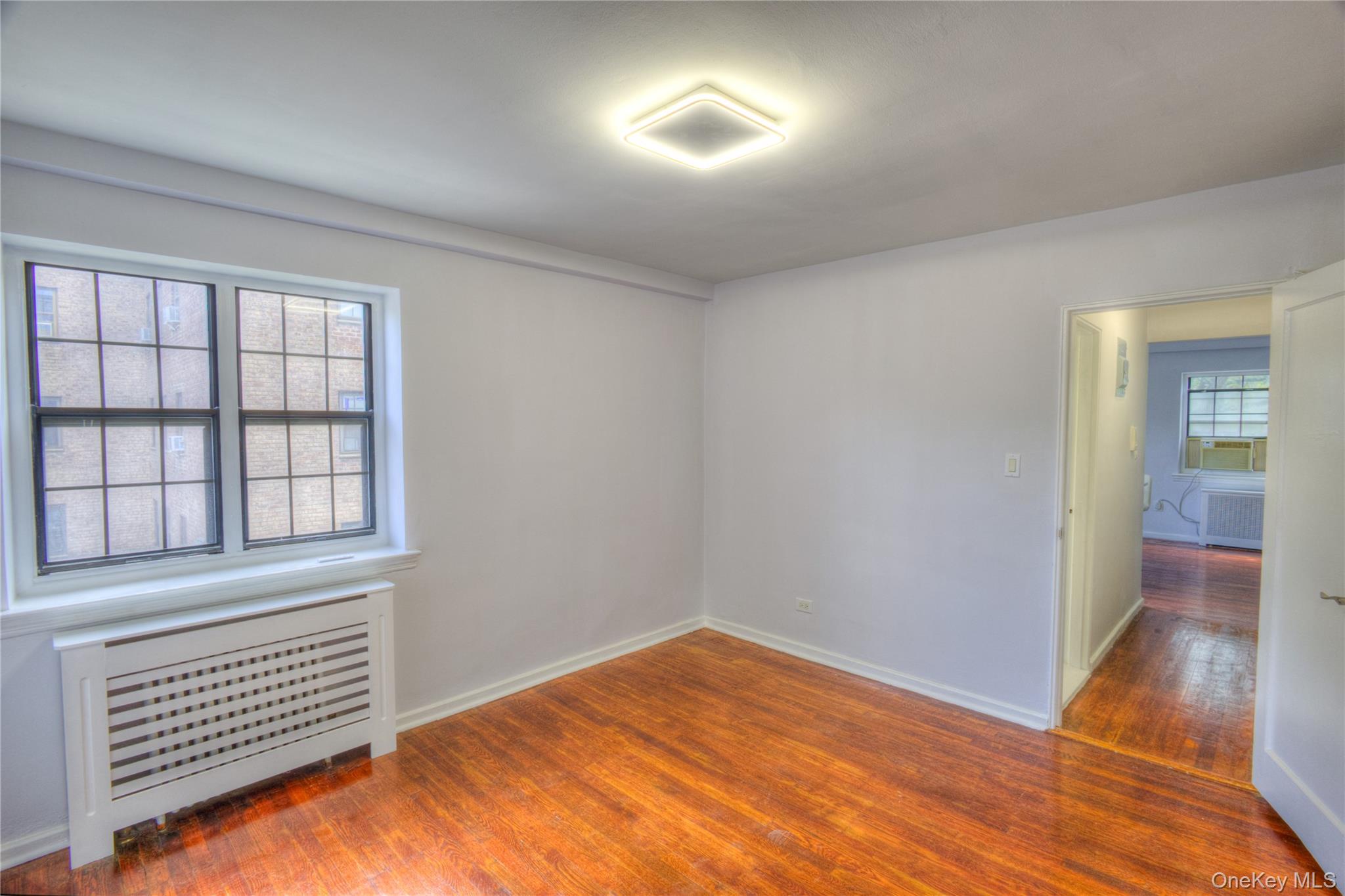 14401 78th Road Unit: 2B