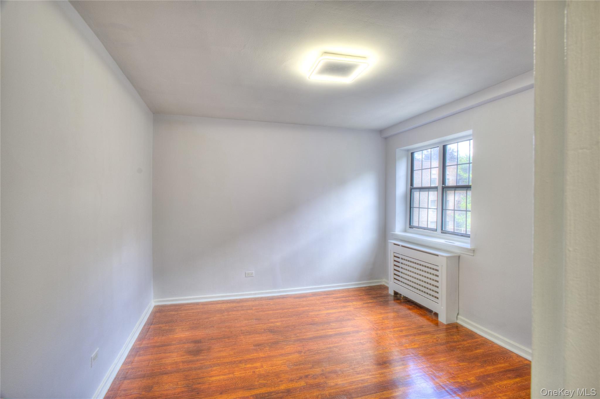 14401 78th Road Unit: 2B