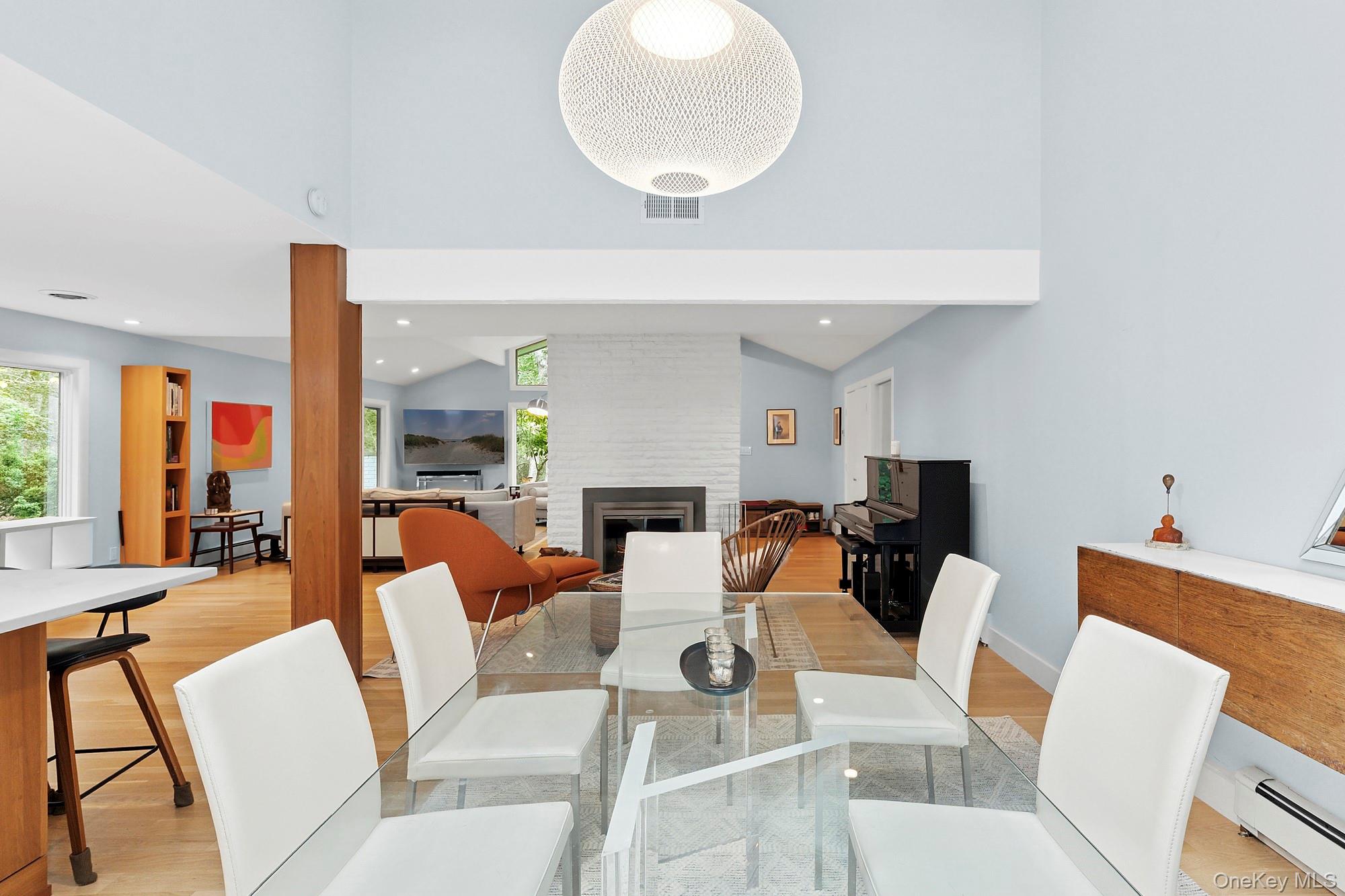 2723 Deerfield Road