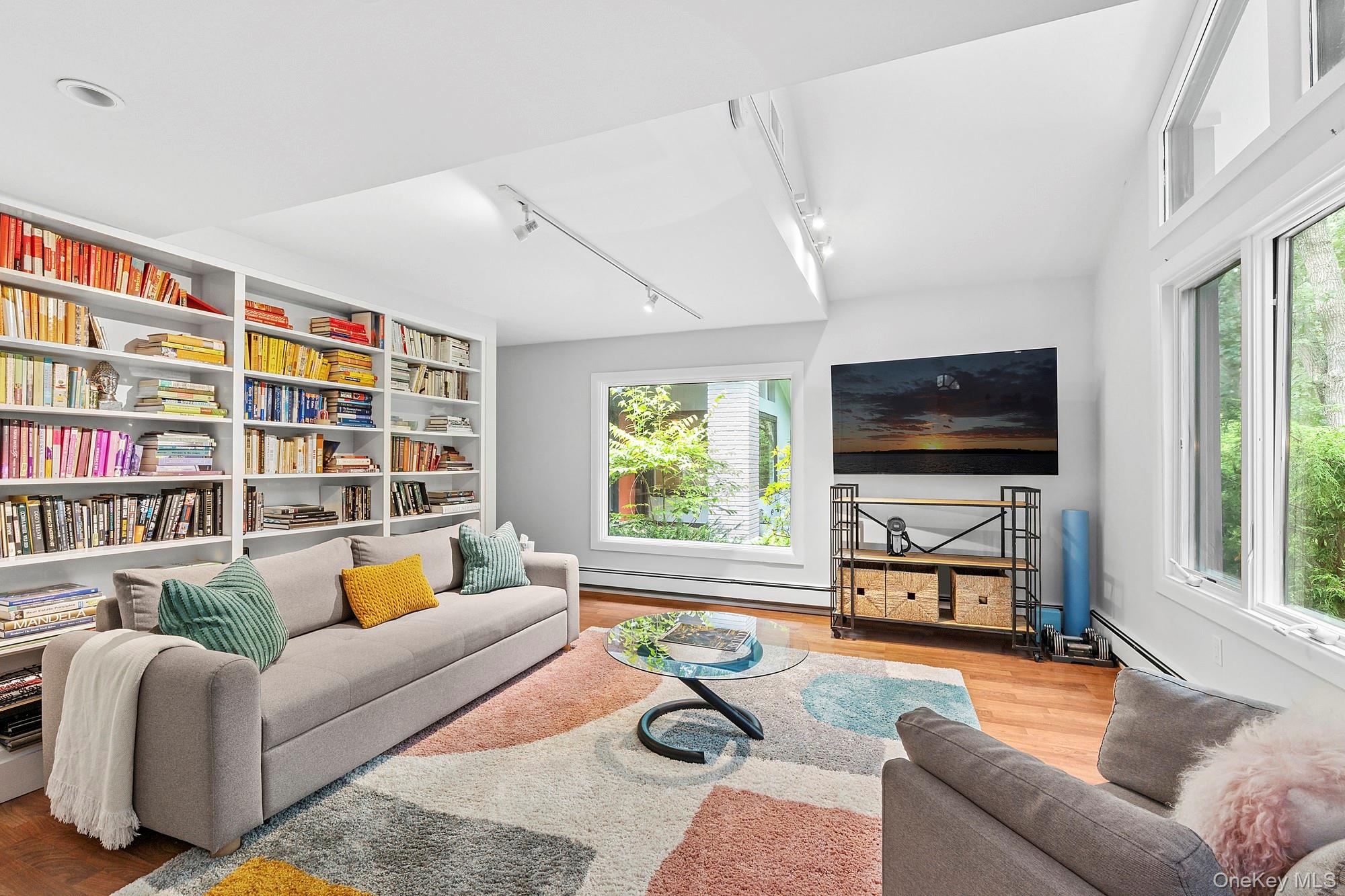 2723 Deerfield Road