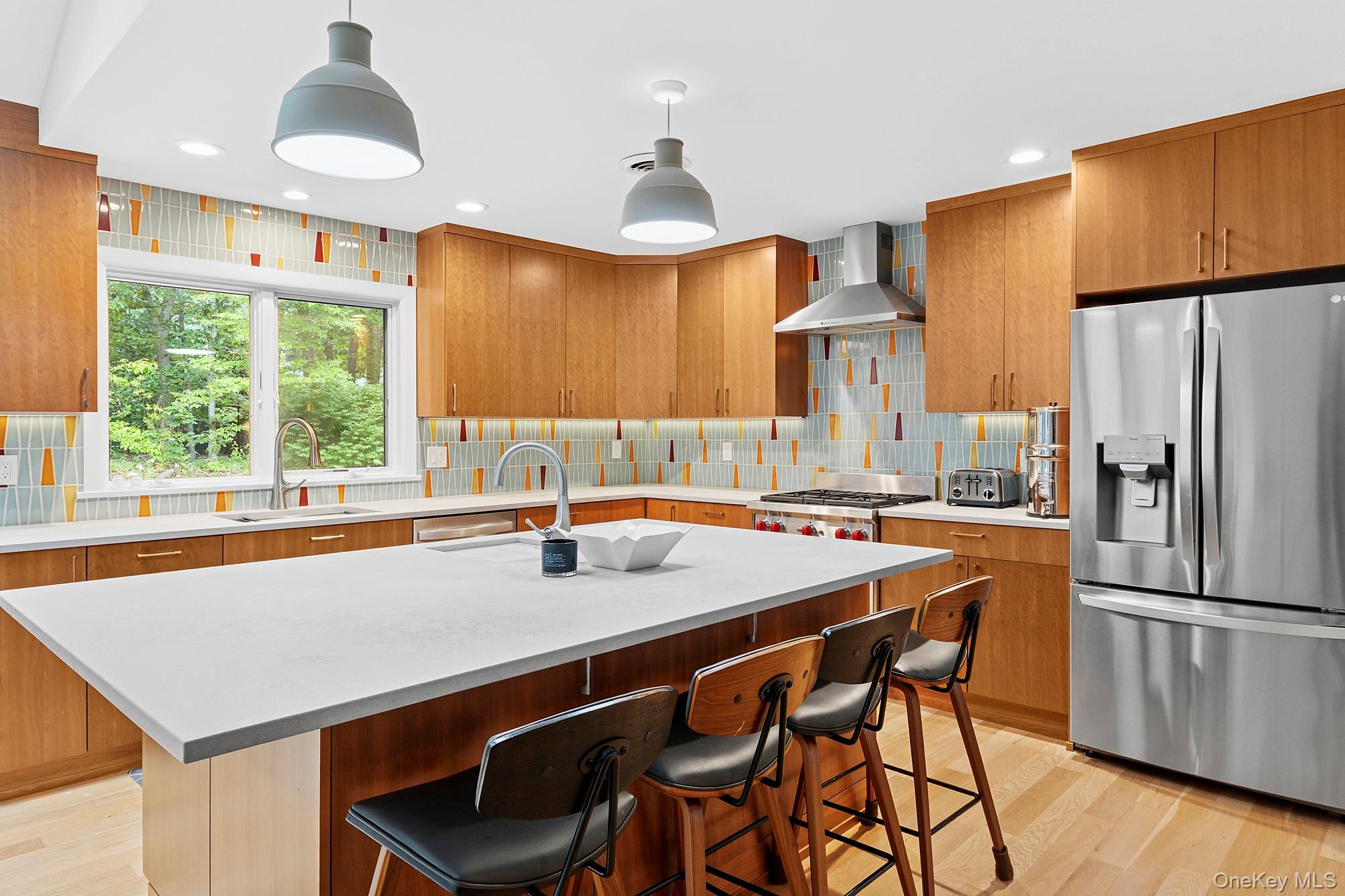 2723 Deerfield Road