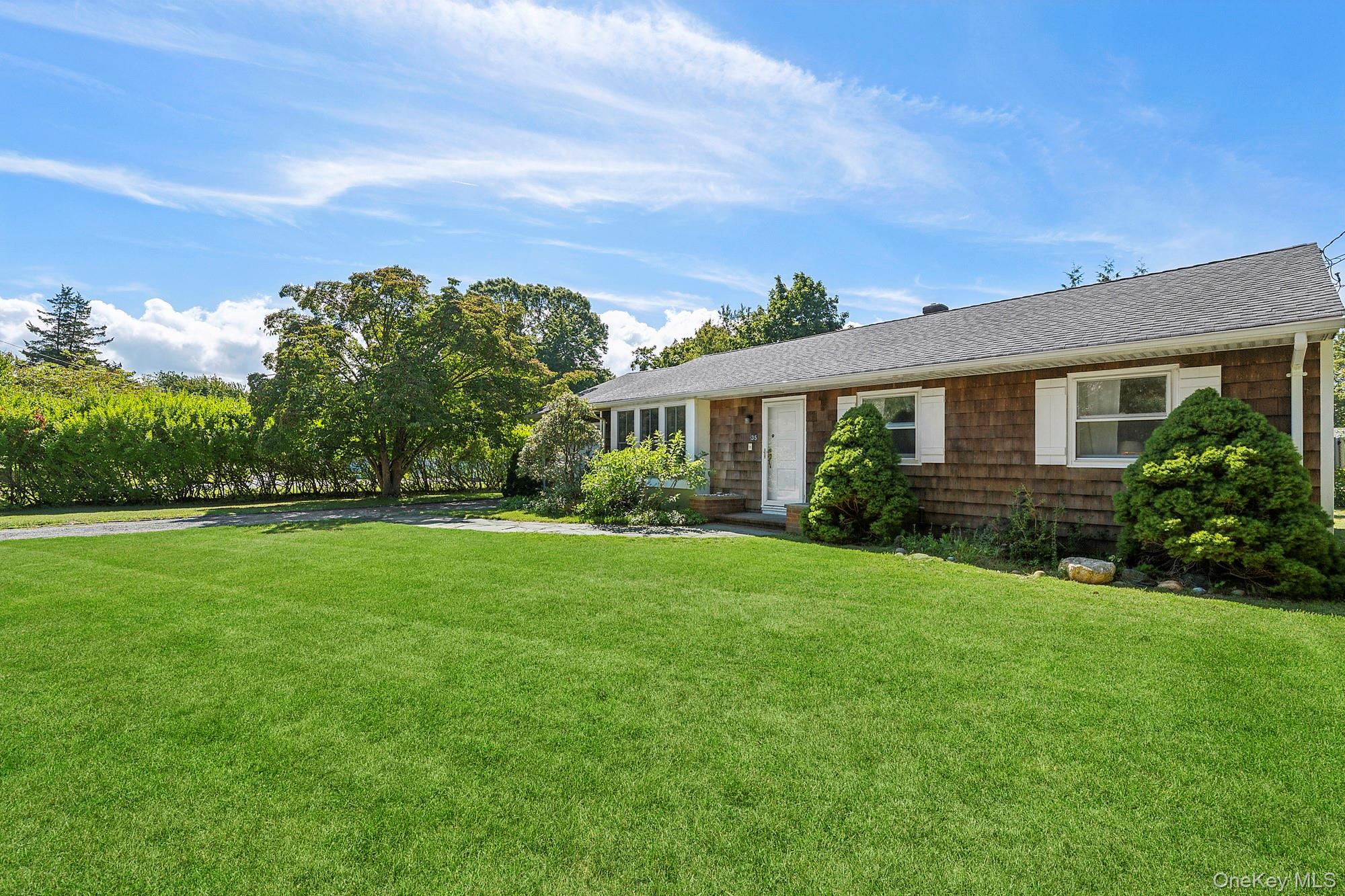 35 Bayberry Lane