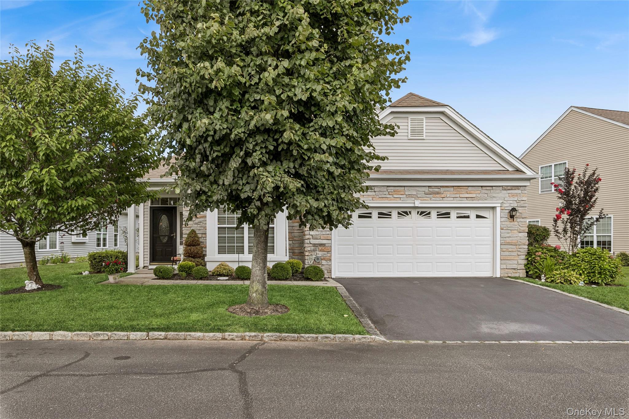 25 Louden Loop