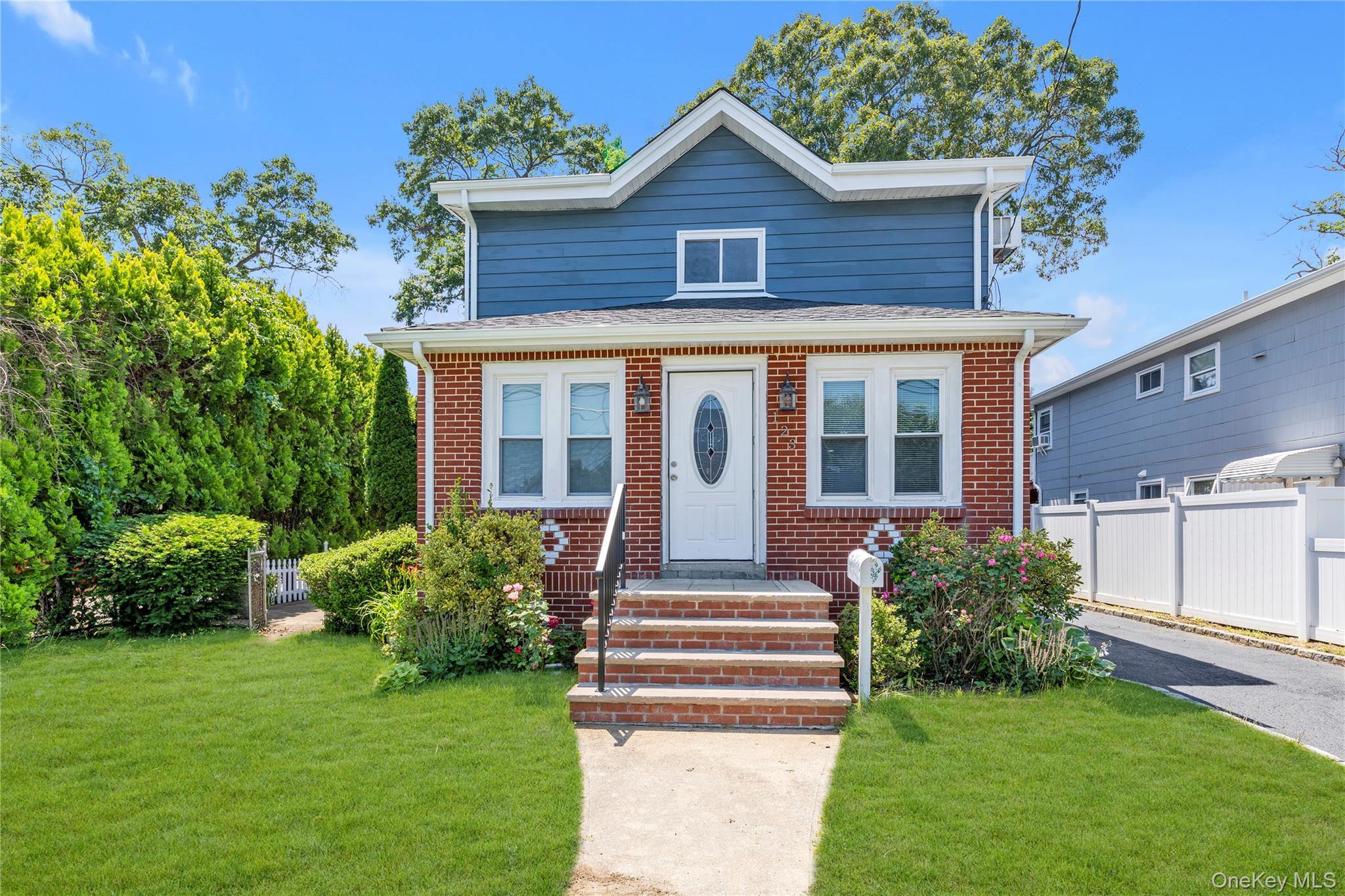 123 Mitchell Street