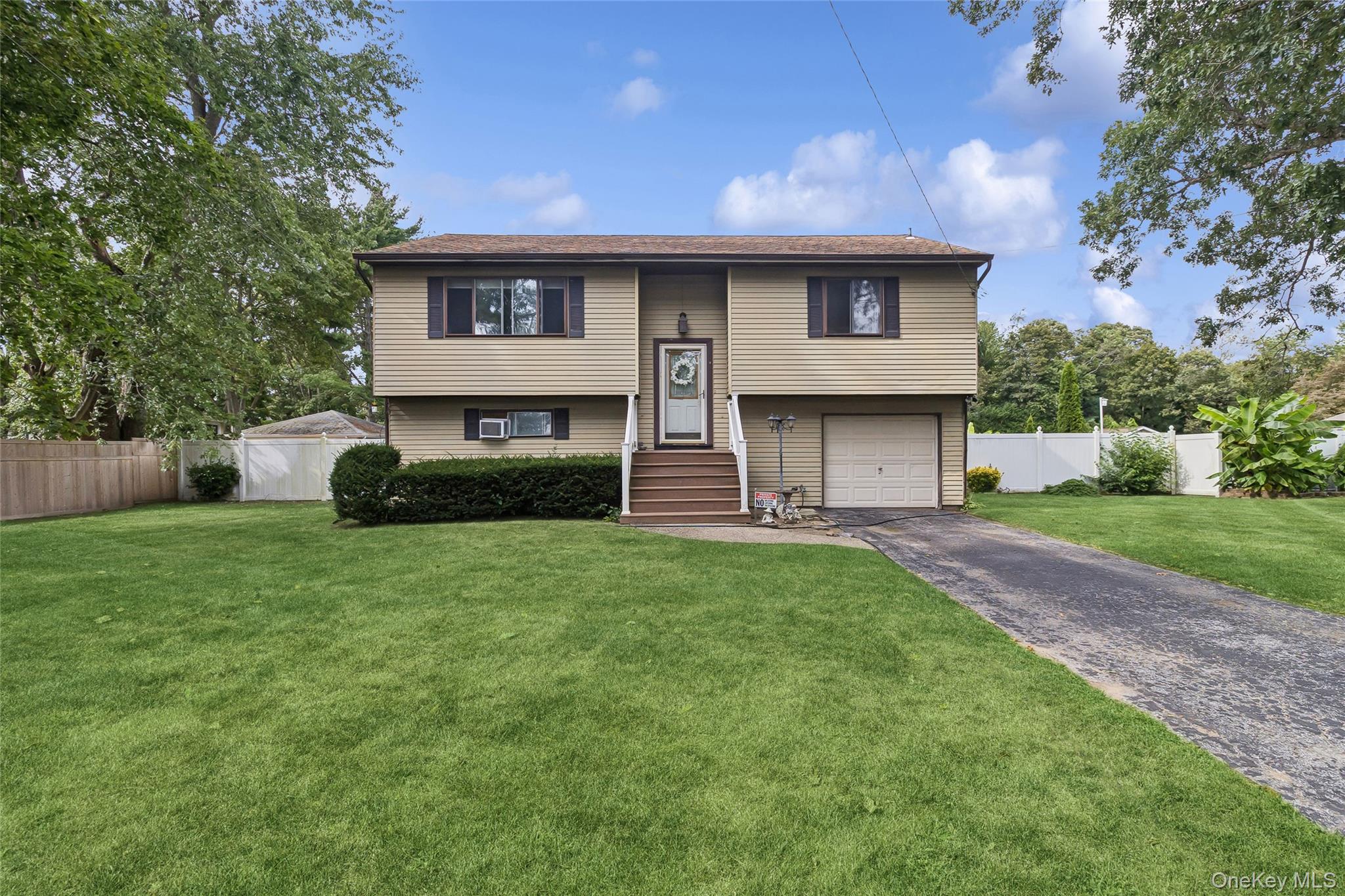 127 Floral Park Street