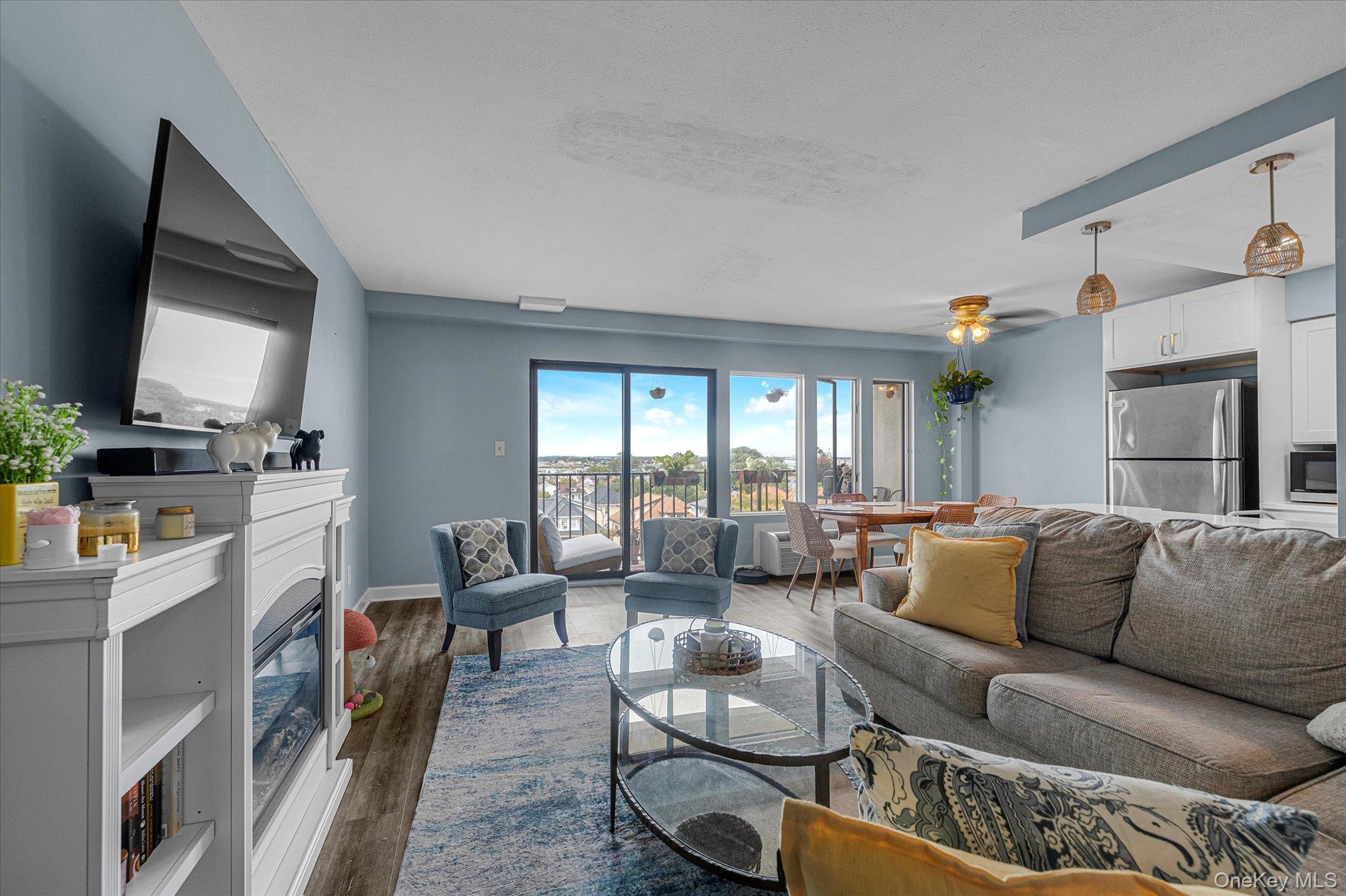 235 W Park Avenue Unit: 503