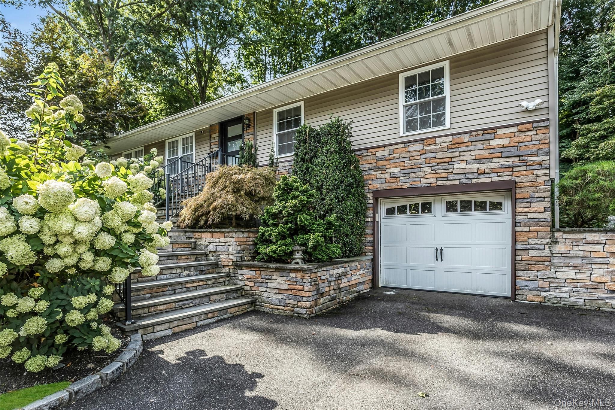 5 Meadowfield Lane