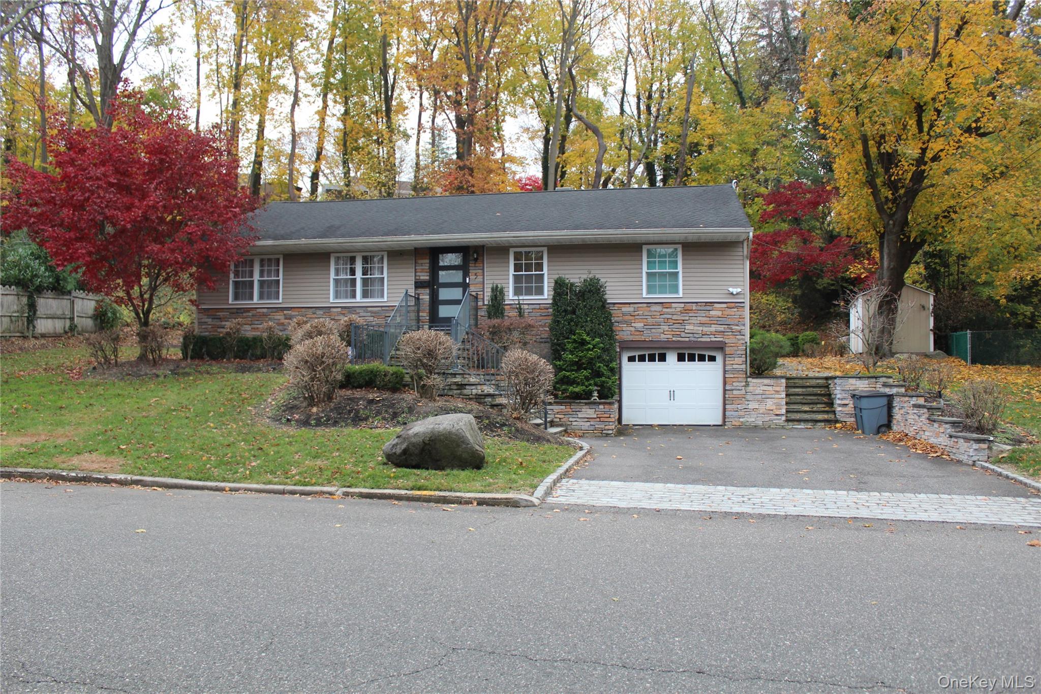 5 Meadowfield Lane