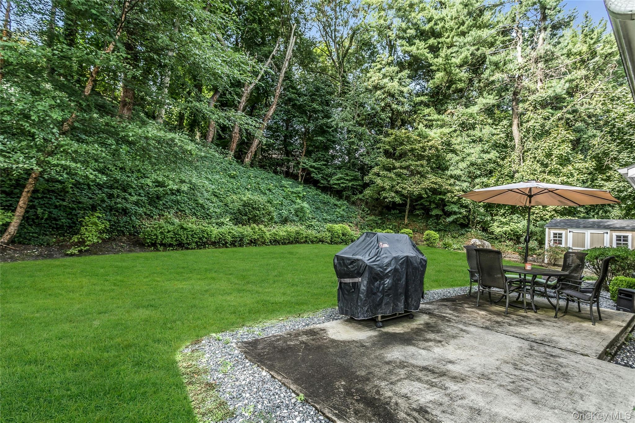 5 Meadowfield Lane