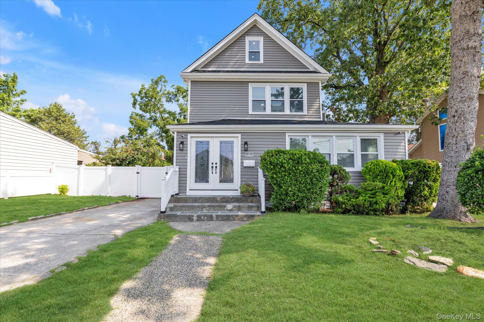 2 Canandaigua Avenue