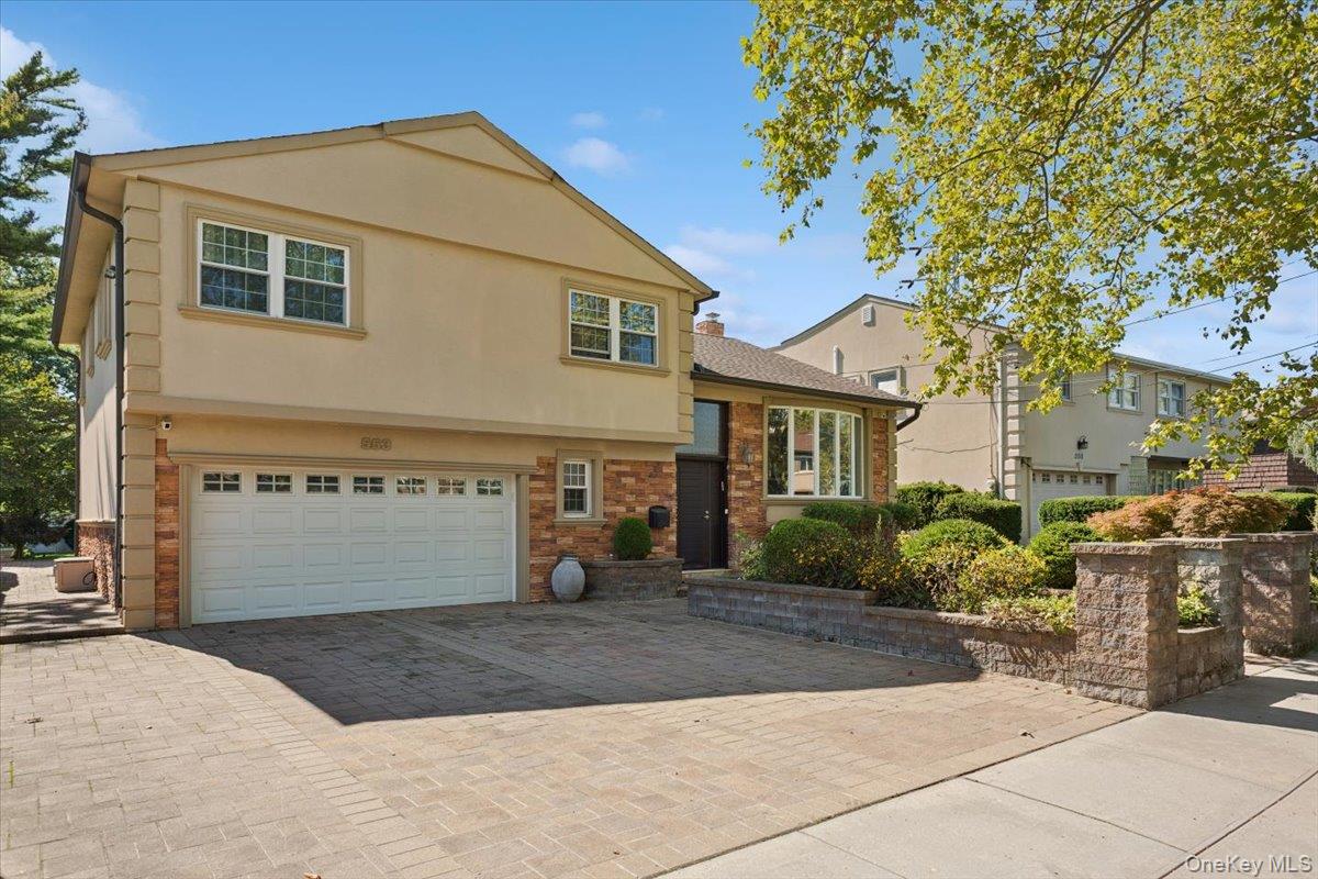 553 Amherst Drive