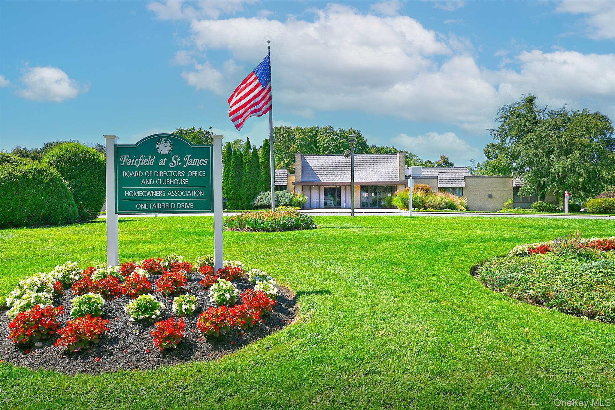 704 Cabot Court W